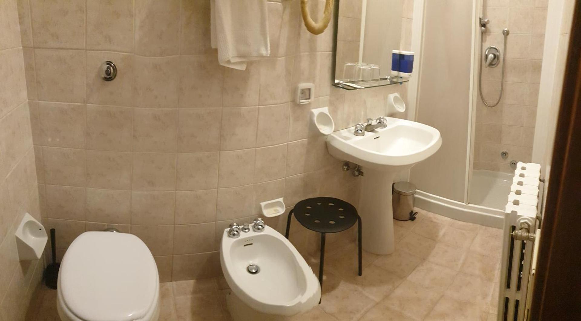 Albergo Giovanni Da Verrazzano - Photo 9