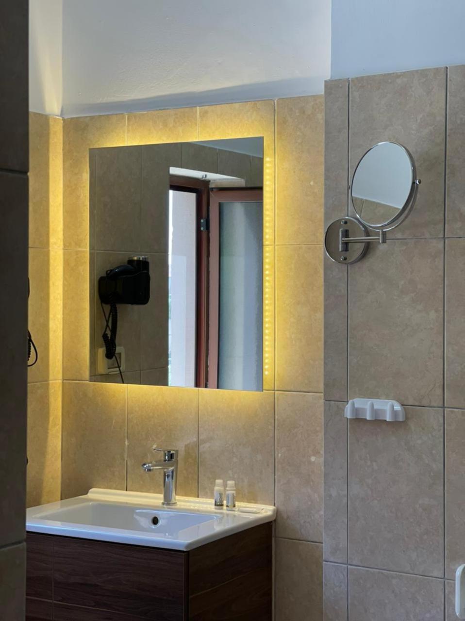 Hotel Ambasador Garden - Photo 54