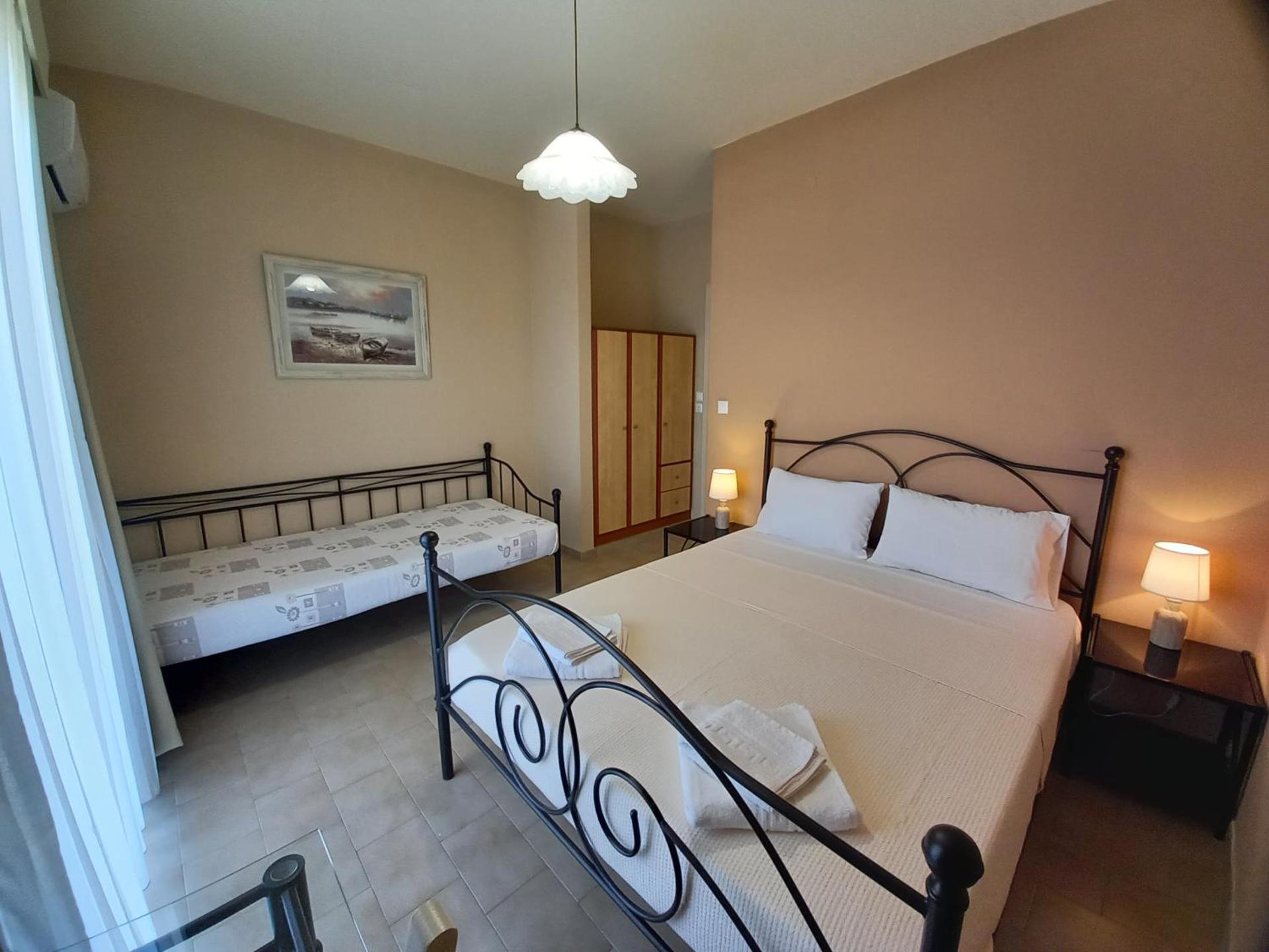 Stefanos Studios - Photo 53