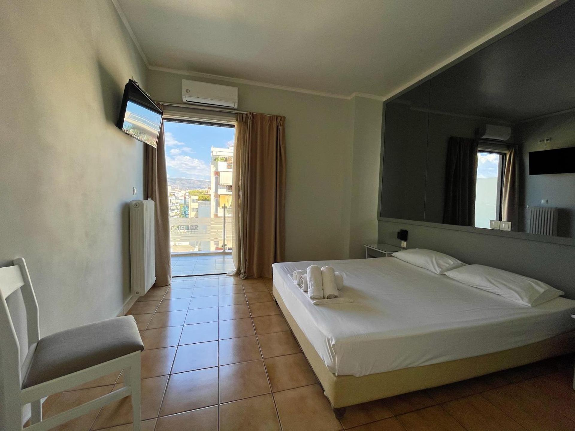 Platon Hotel - Photo 41