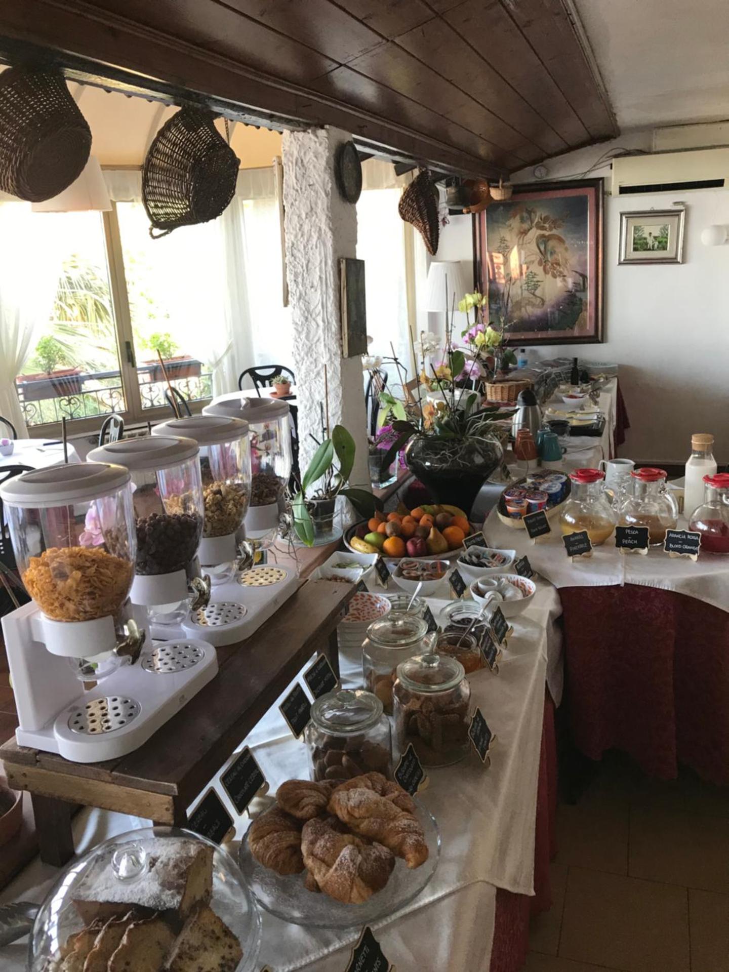 Villa Greta Hotel Rooms & Suites - Photo 80