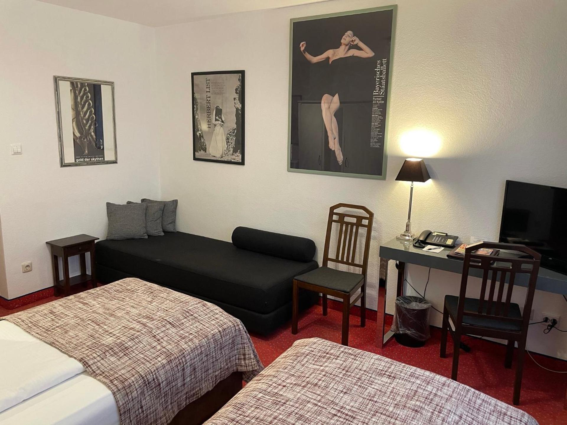 Hotel Nymphenburg City - München - Photo 29