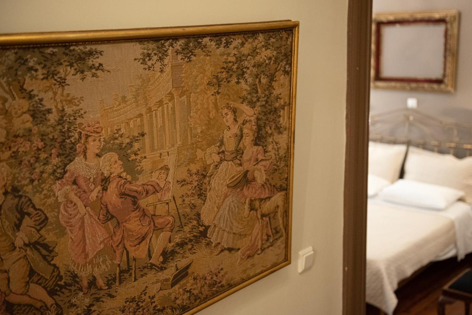 Beautiful City Suites - Photo 57