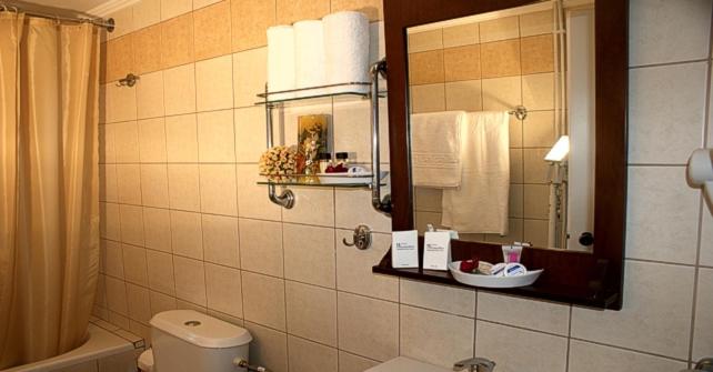 Venardos Hotel - Photo 88