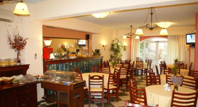 Venardos Hotel - Photo 85