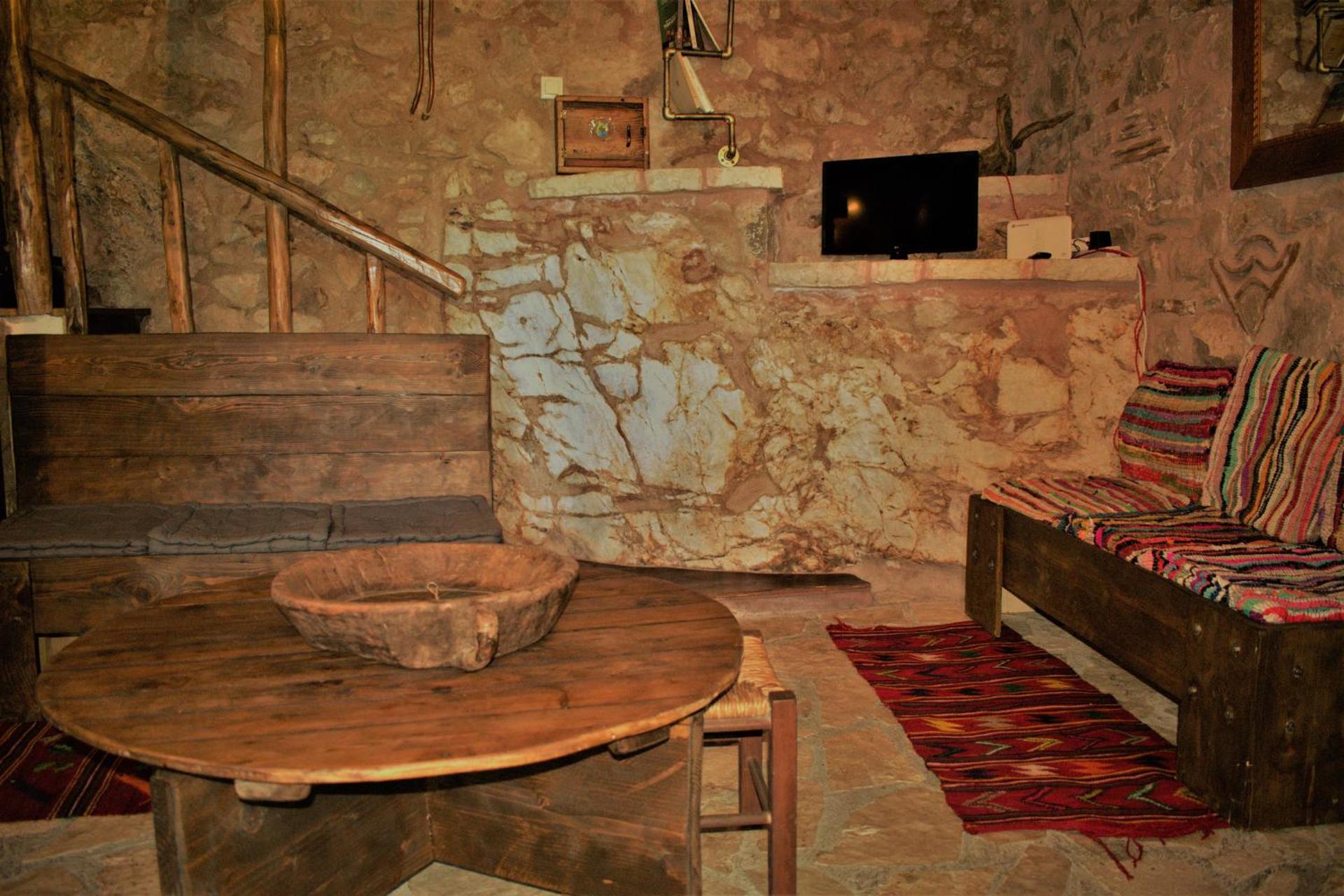 Small Stone Maisonette 1 - Photo 7