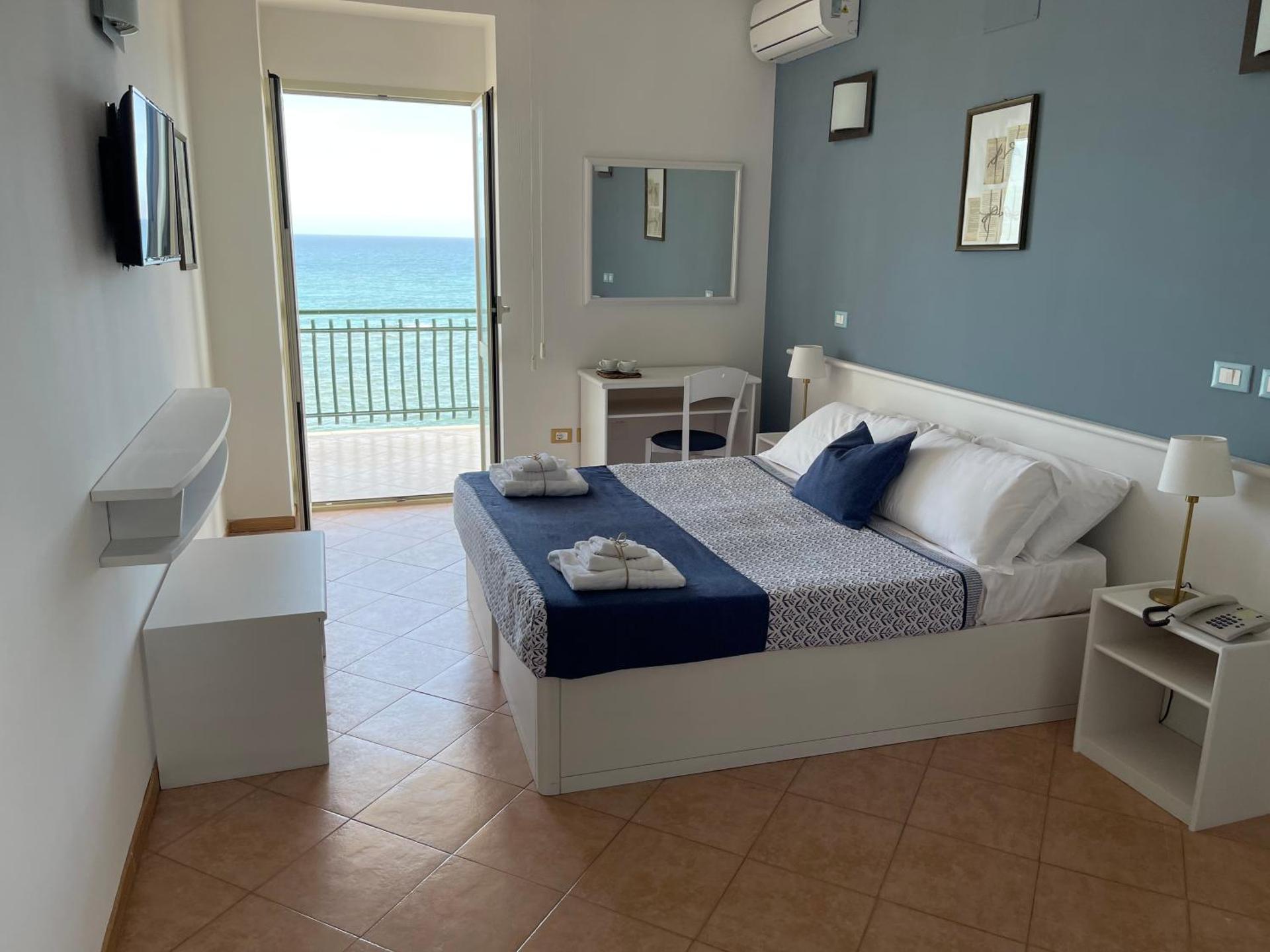 Perla Hotel - Photo 54