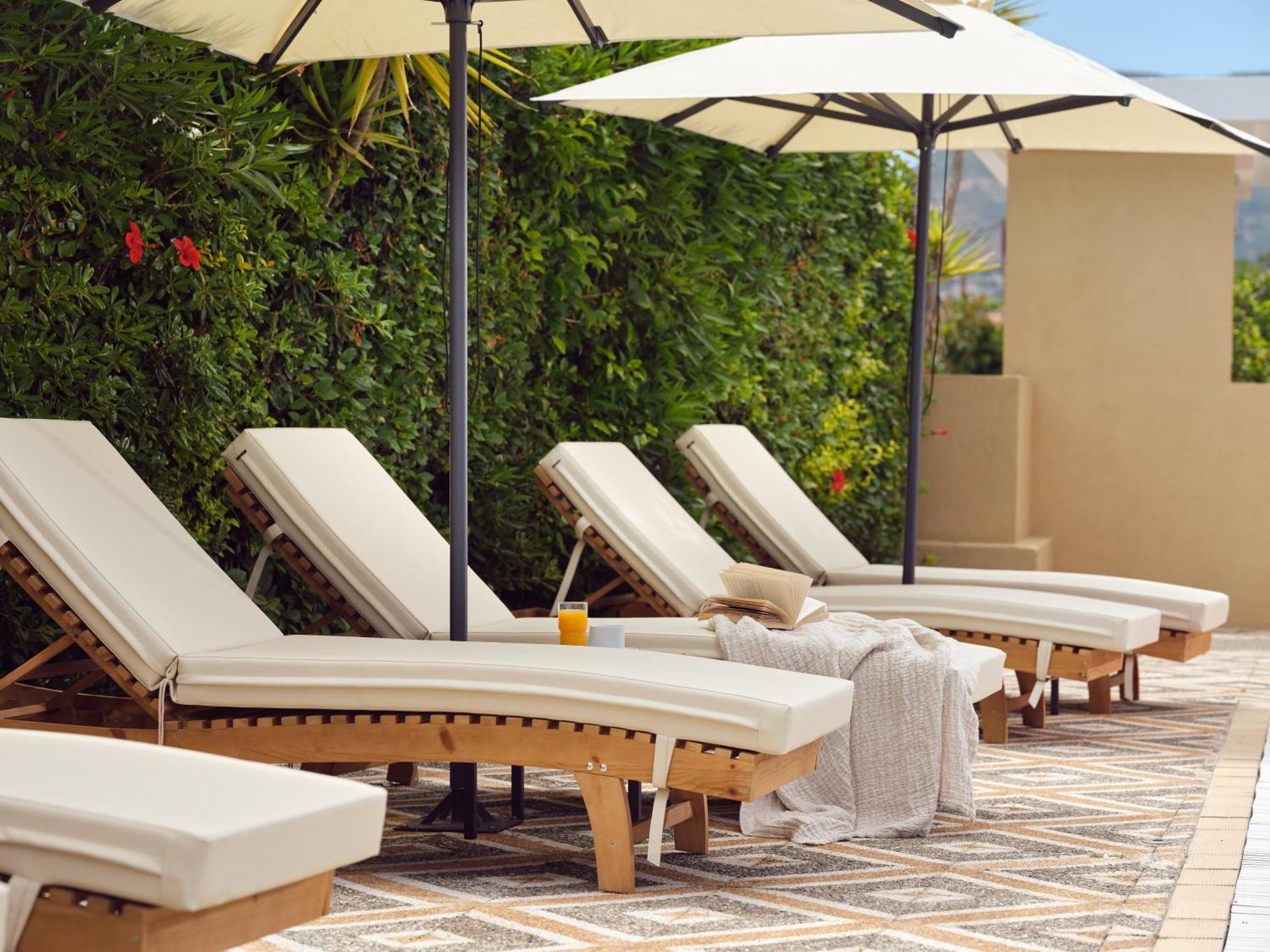 Cactus Hotel - Photo 50