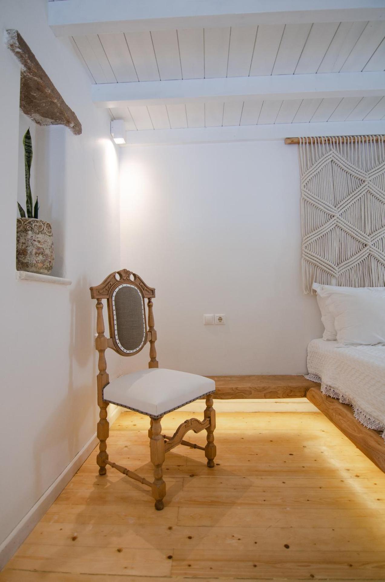 Levantes Ios Boutique Hotel - Photo 30