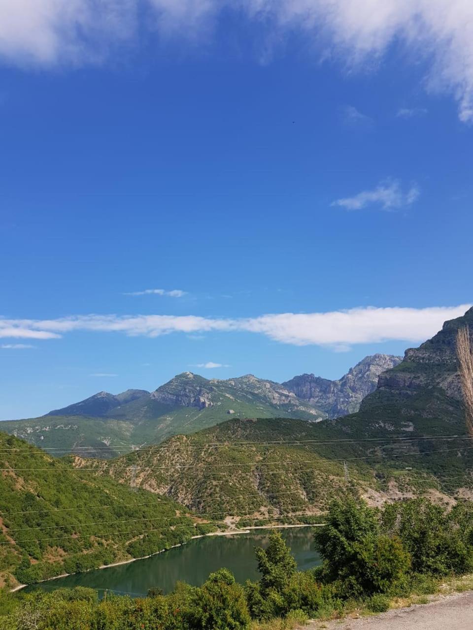 Lugina e Komanit - Photo 18