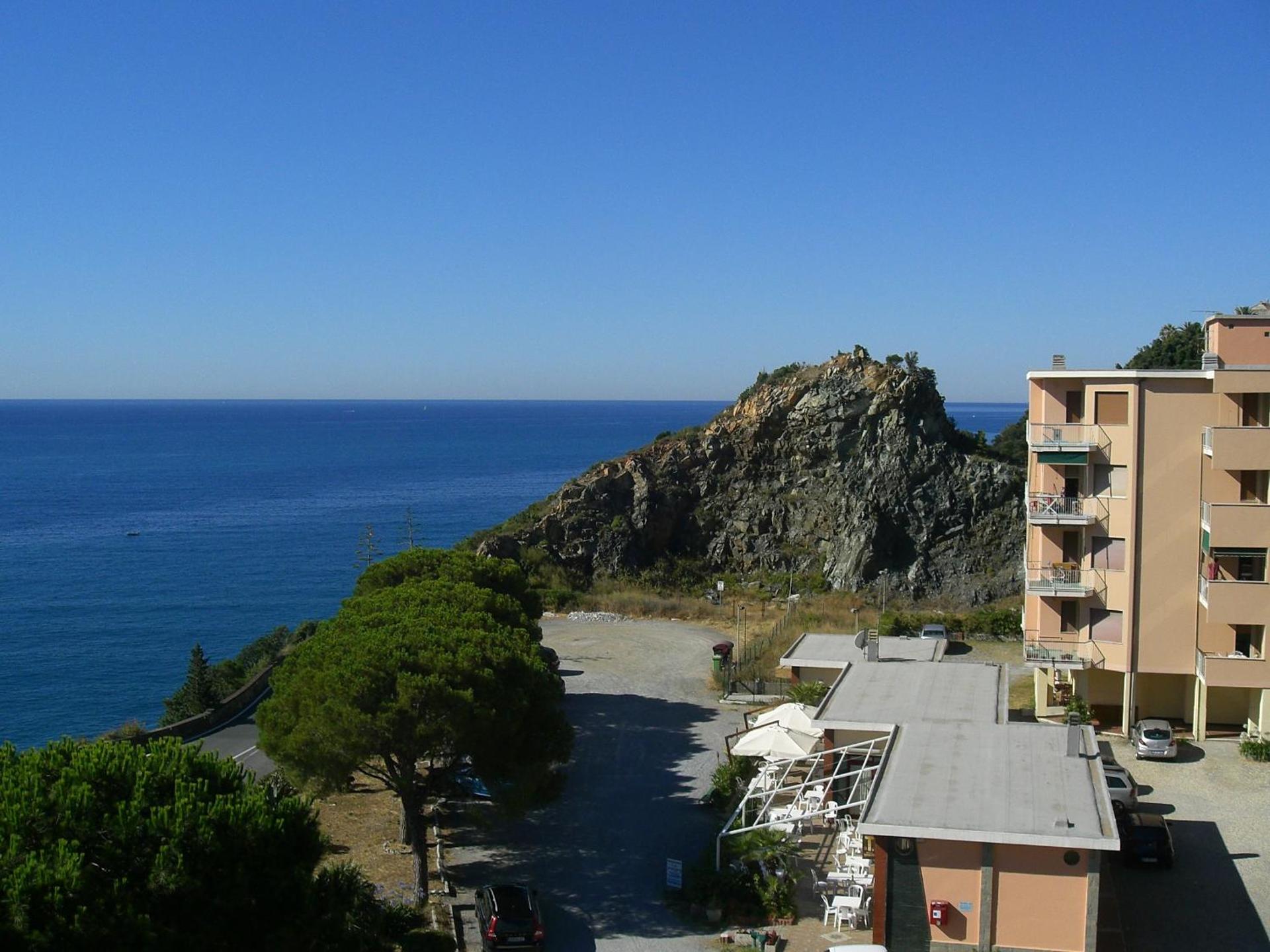 Hotel Puntabella - Photo 171