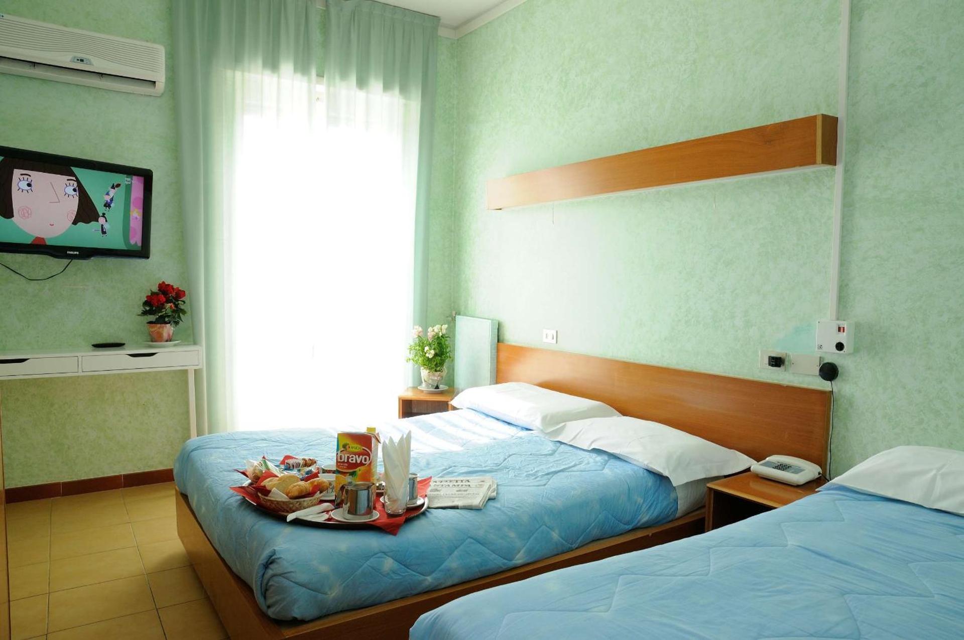 Hotel Puntabella - Photo 35