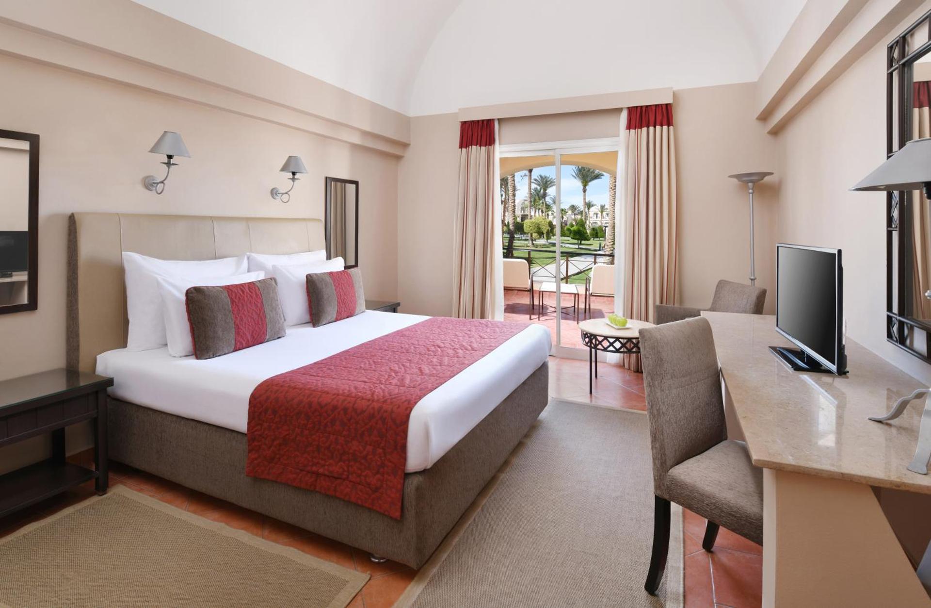 Superior, Queen or Twin Bed ,Garden view