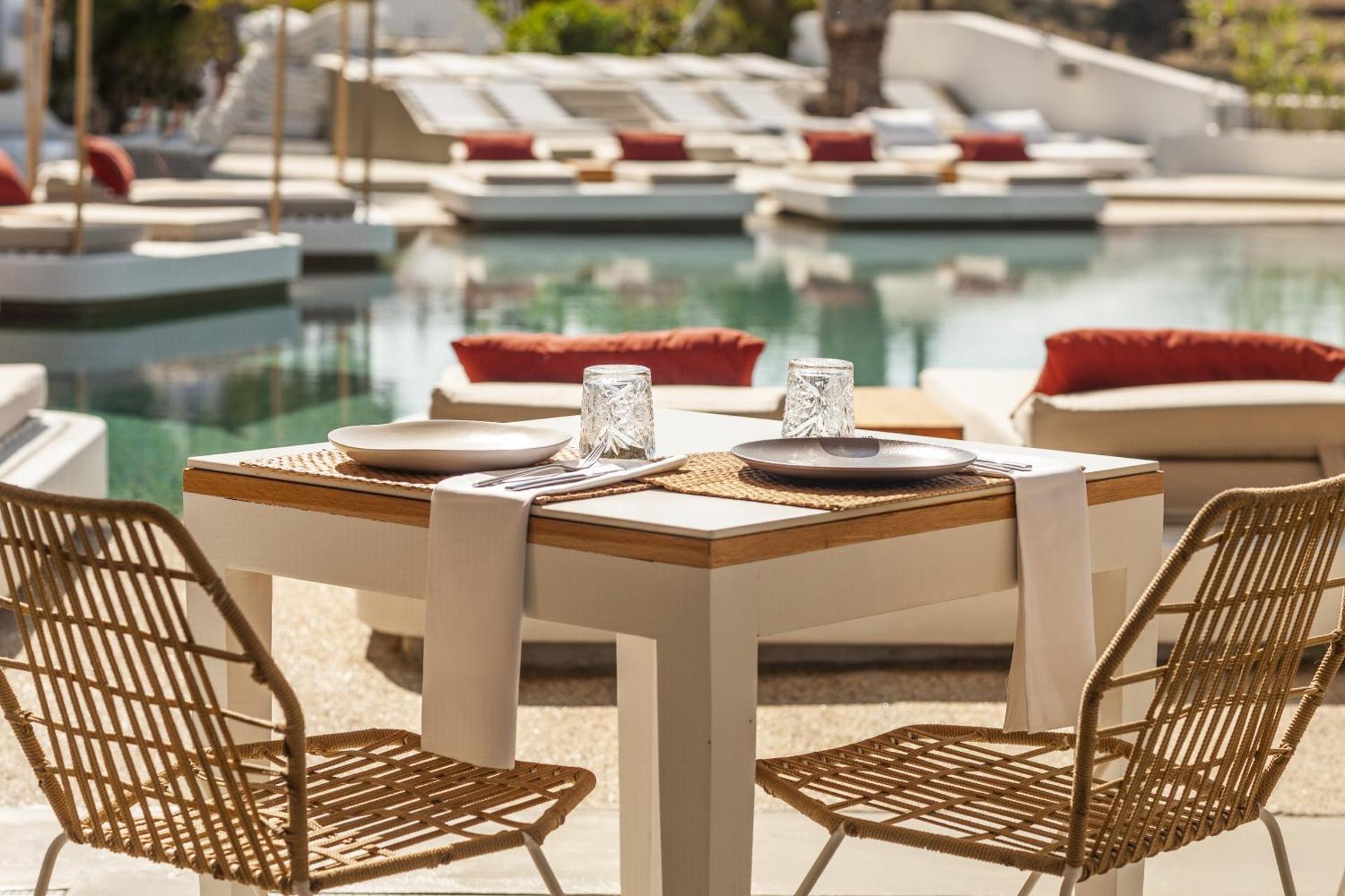 Andronikos Hotel - Photo 7