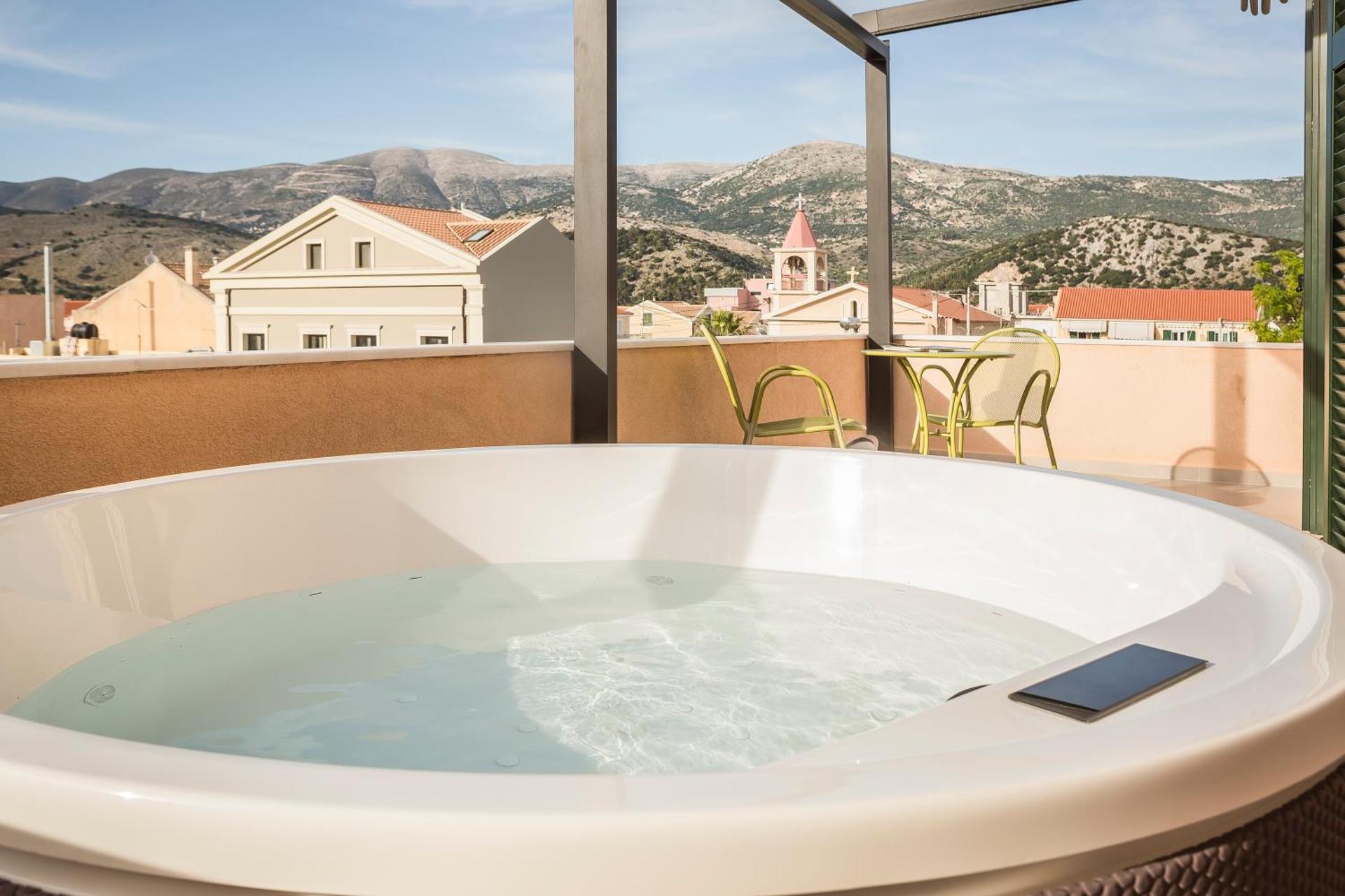 Ionian Plaza Hotel & Spa - Photo 42
