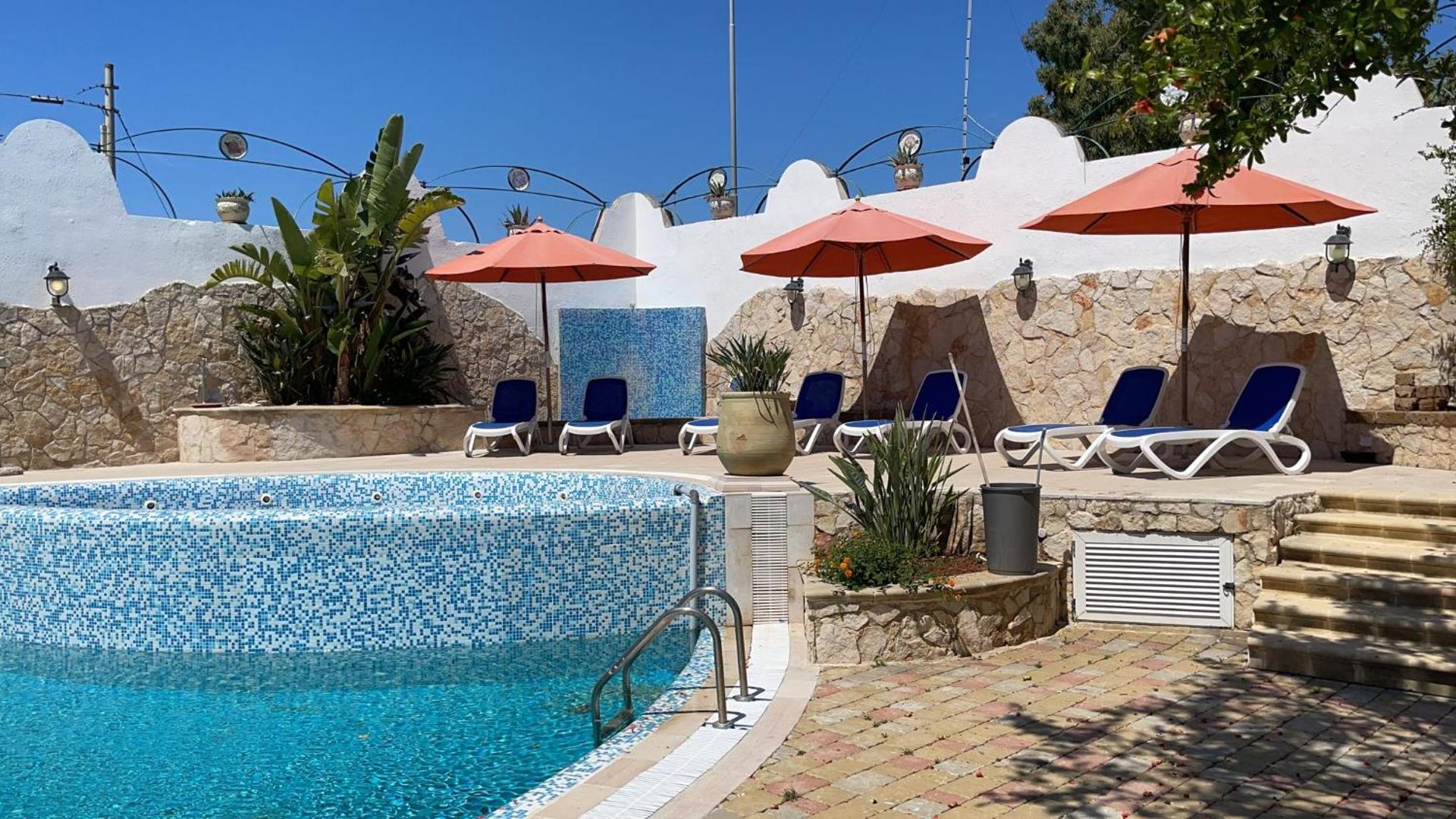 Perla Hotel - Photo 36