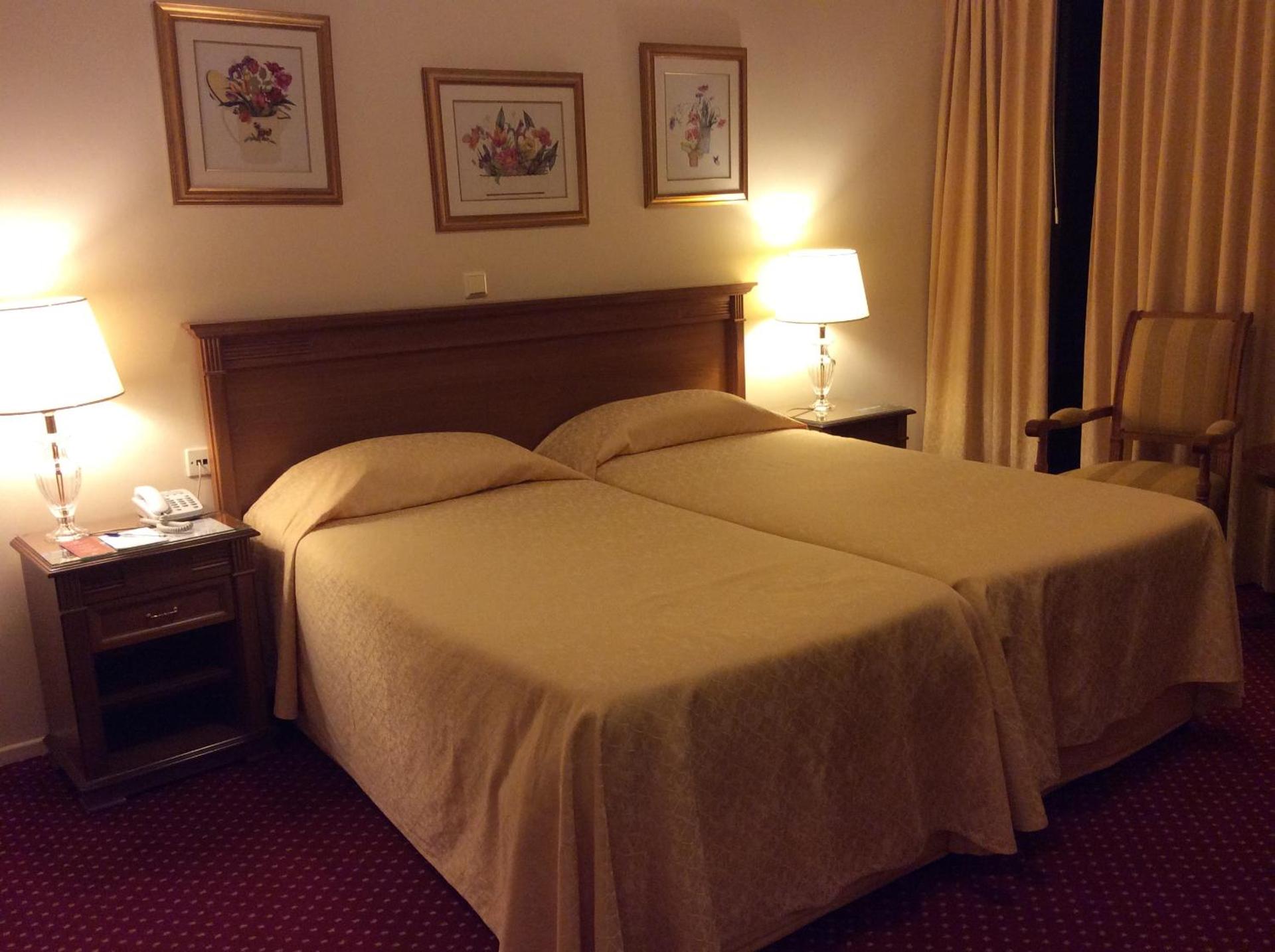 Cavalieri Hotel - Photo 48