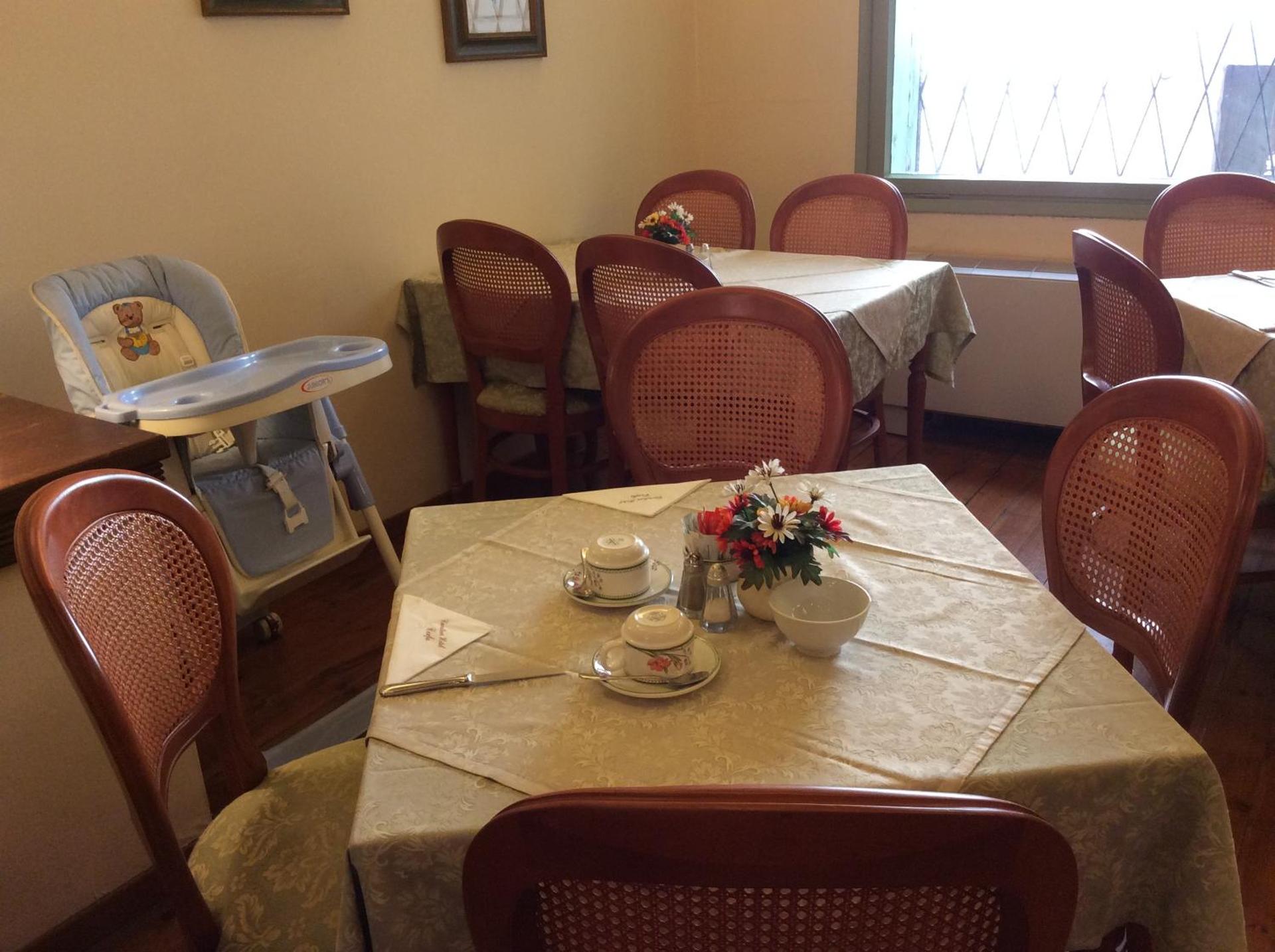 Cavalieri Hotel - Photo 54