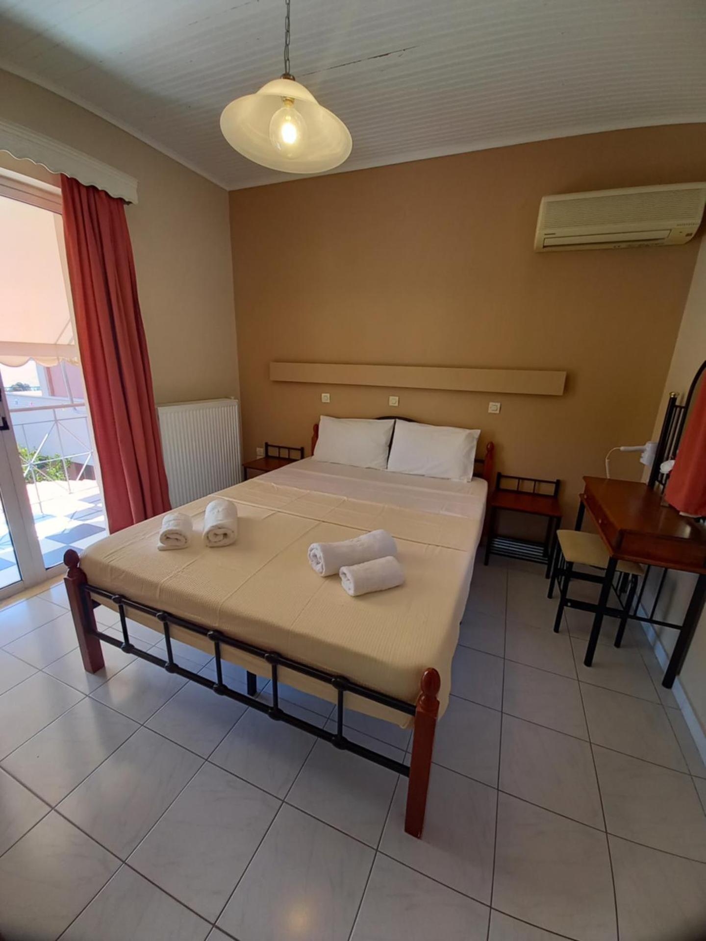 Stefanos Studios - Photo 47