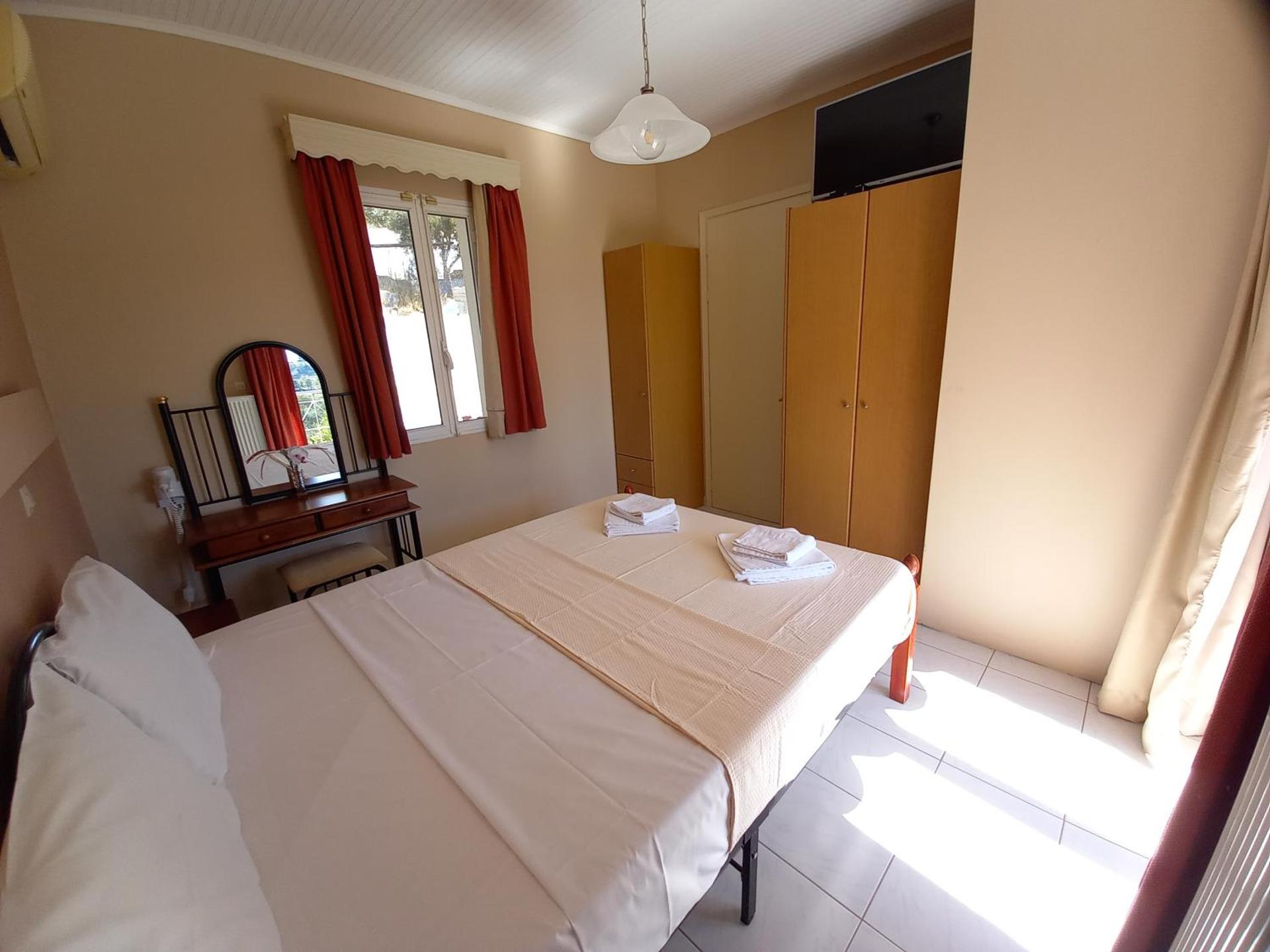 Stefanos Studios - Photo 46