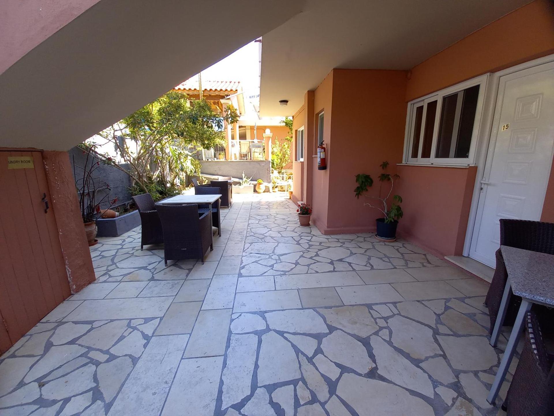 Stefanos Studios - Photo 10