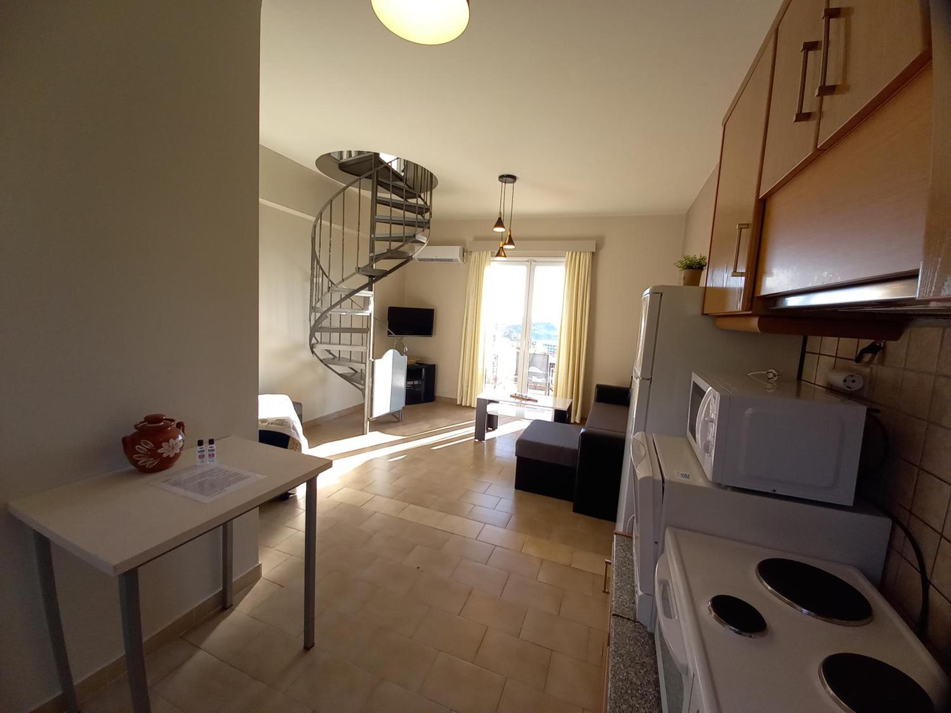 Stefanos Studios - Photo 77