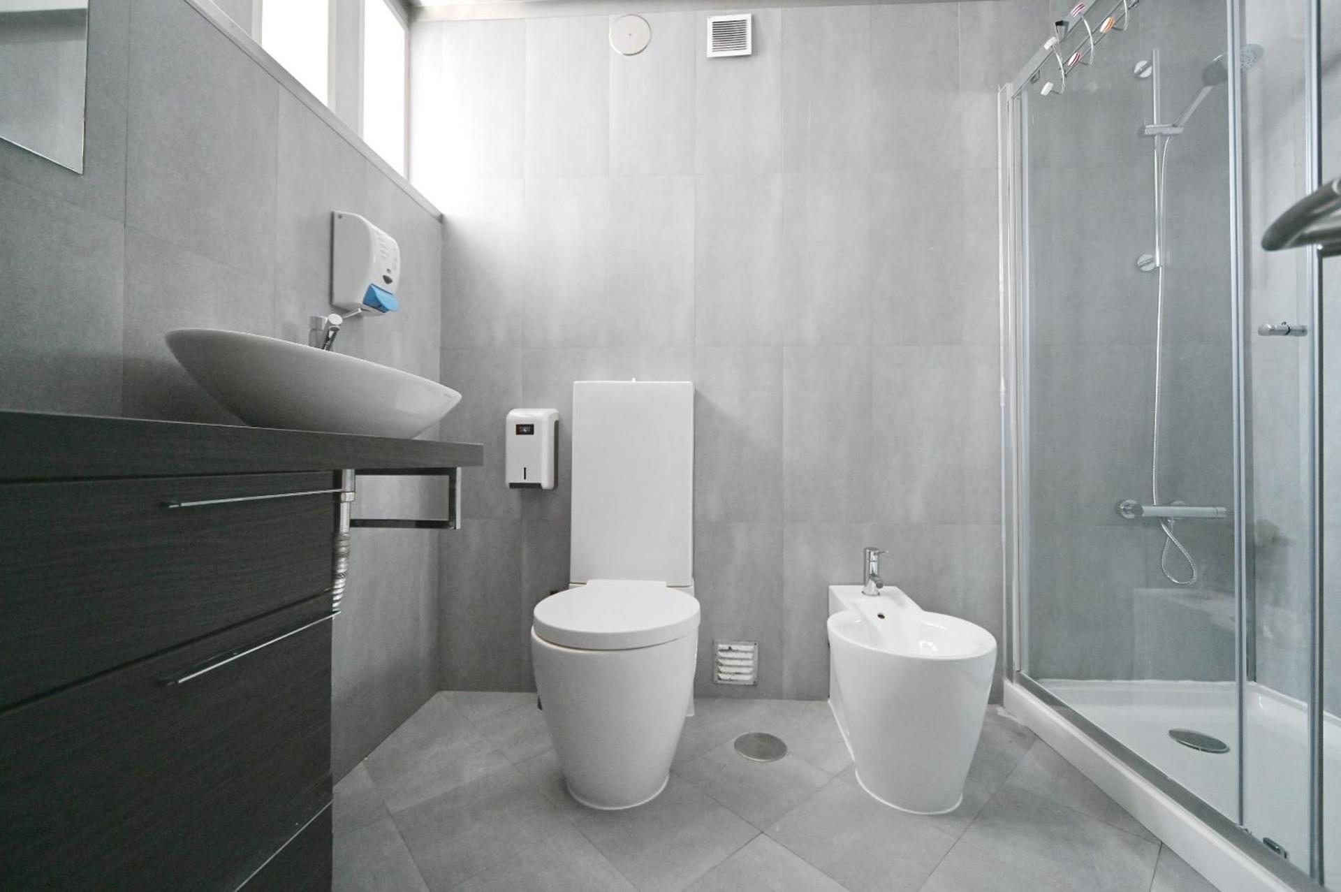 Famous Crows Lisbon Suites - Photo 37