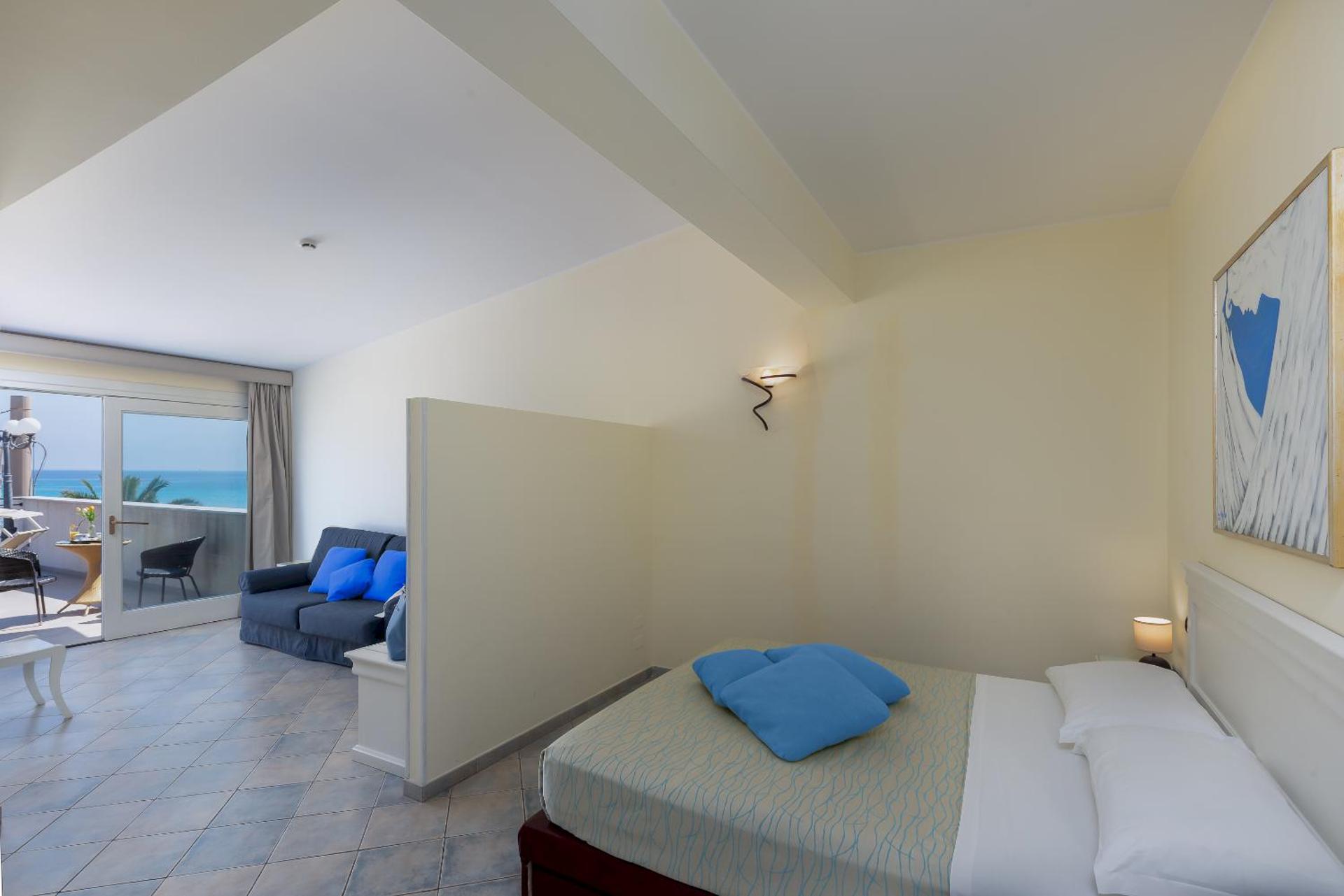 Hotel Riviera - Photo 33