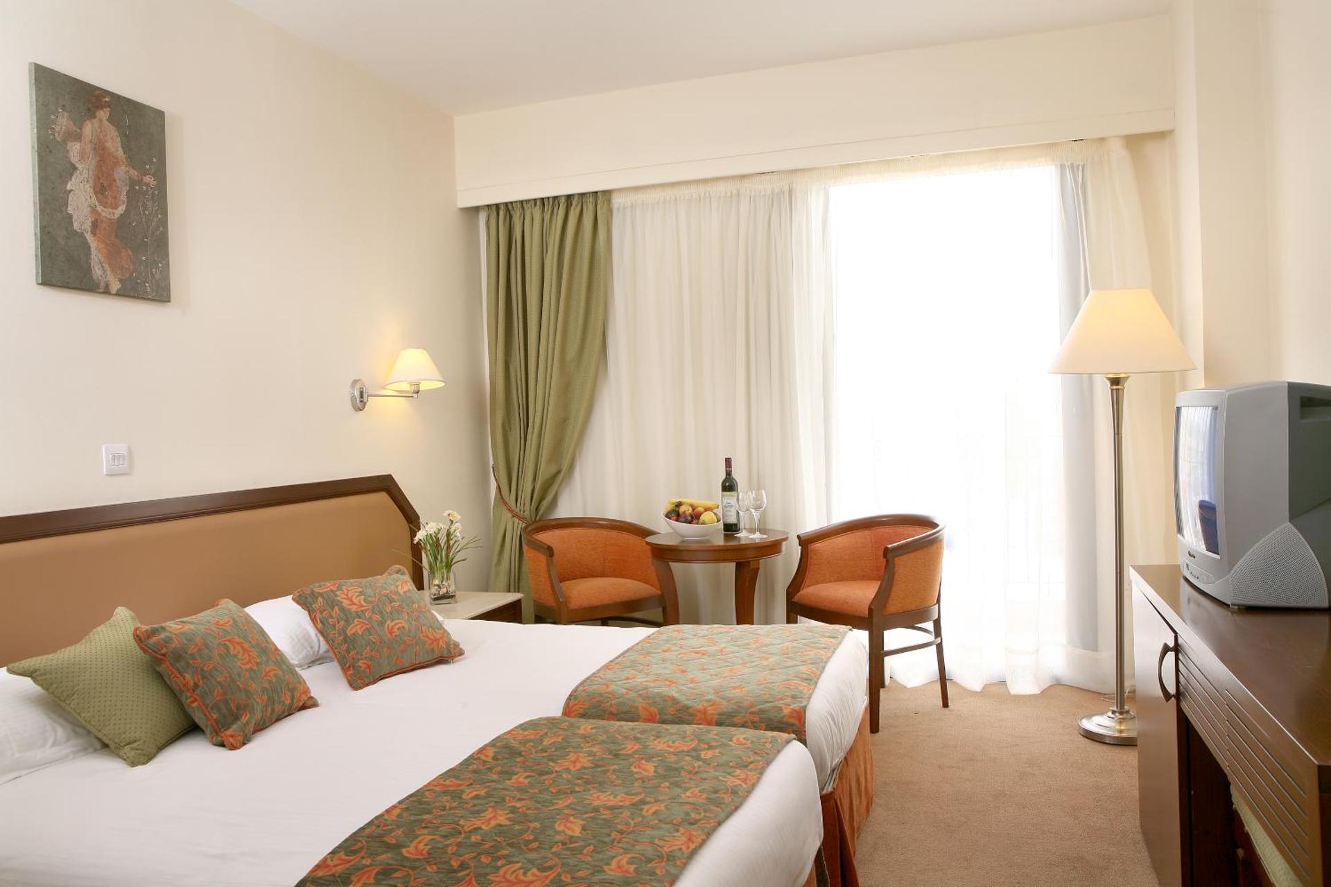 Aquamare Beach Hotel & Spa - Photo 4