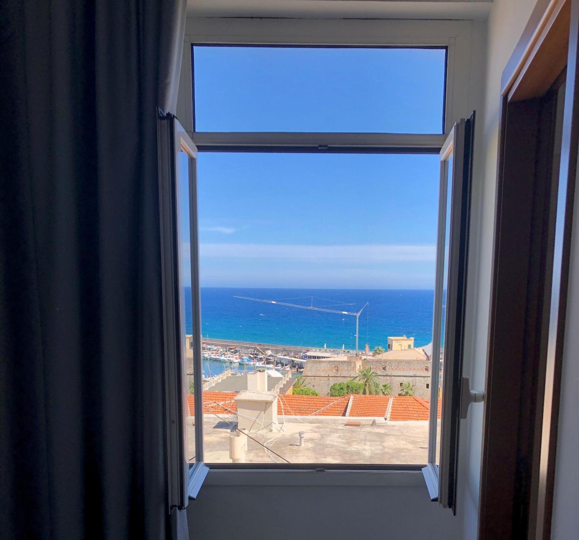 Hotel Belvedere - Photo 18