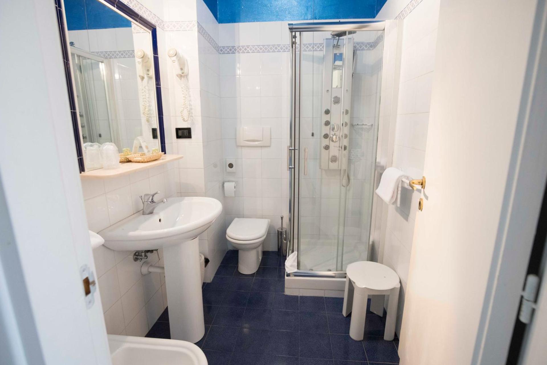 Piccolo Hotel Allamano - Photo 8