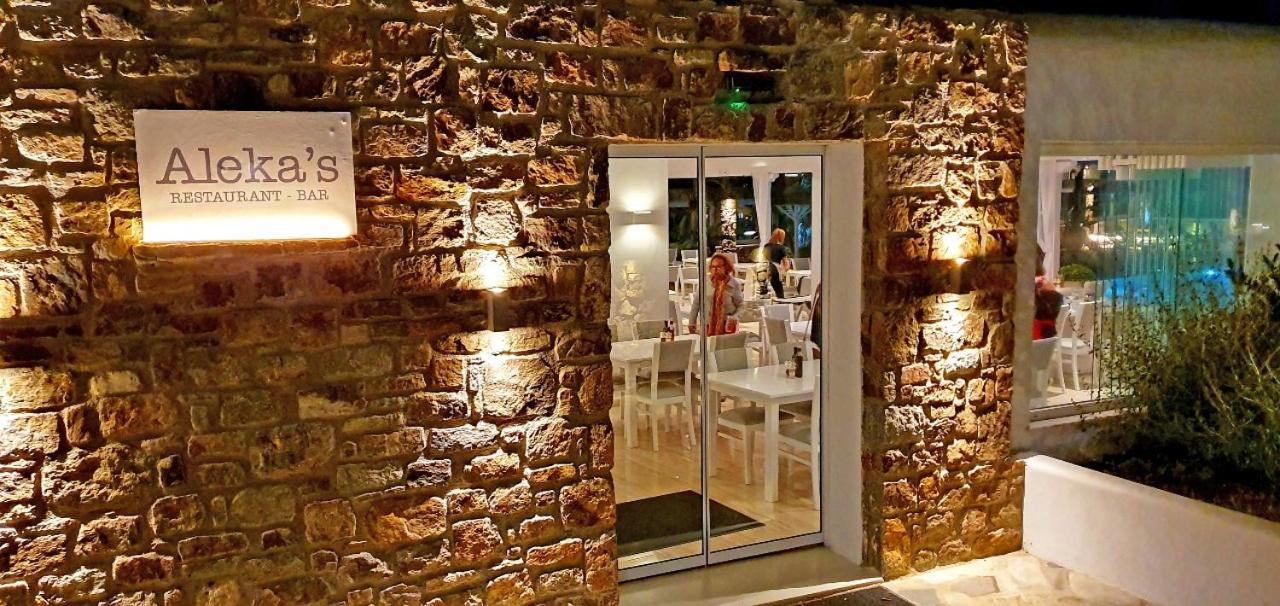 Yiannaki Hotel - Photo 27