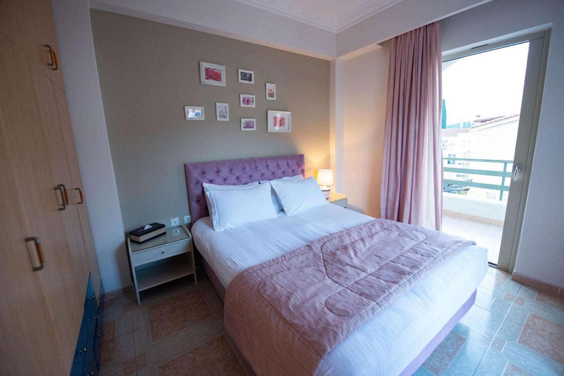 Saga Hotel - Photo 35