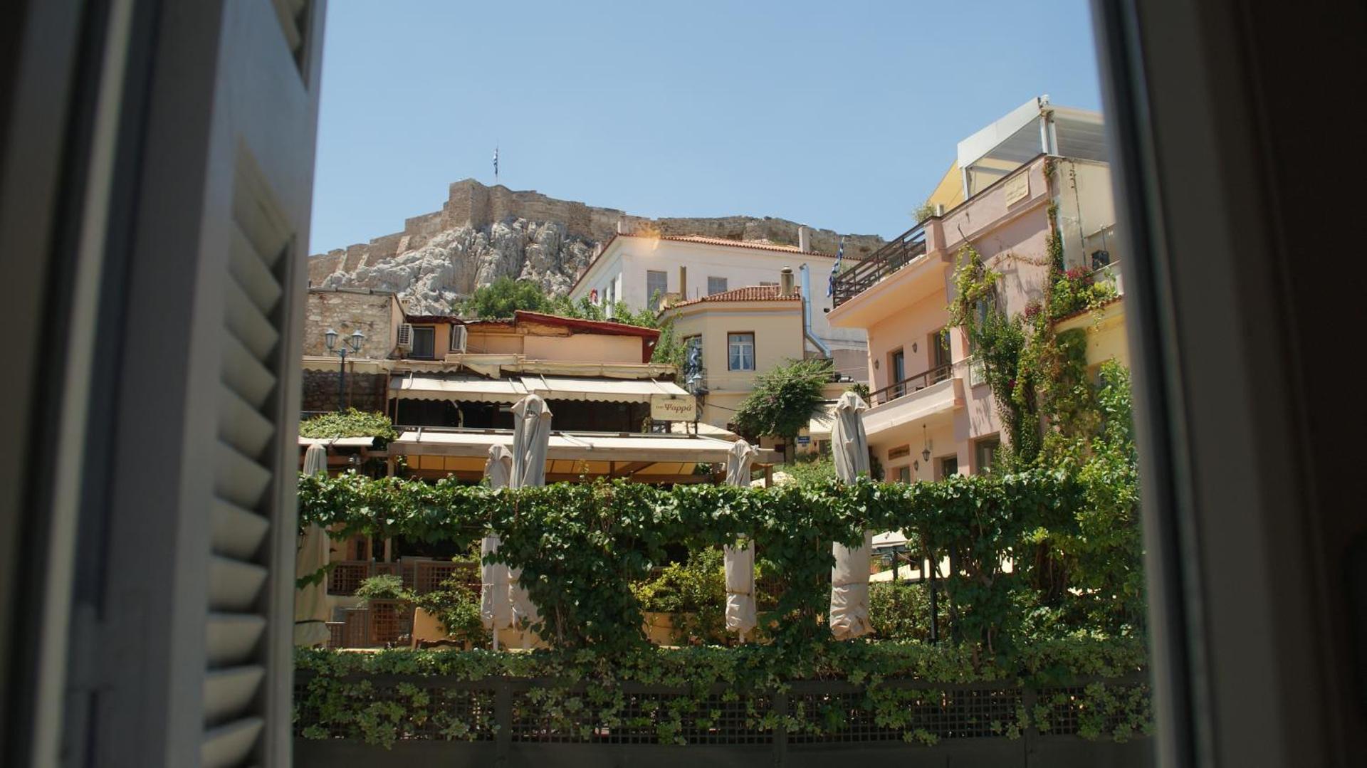 A Painter's House in Plaka - Photo 29