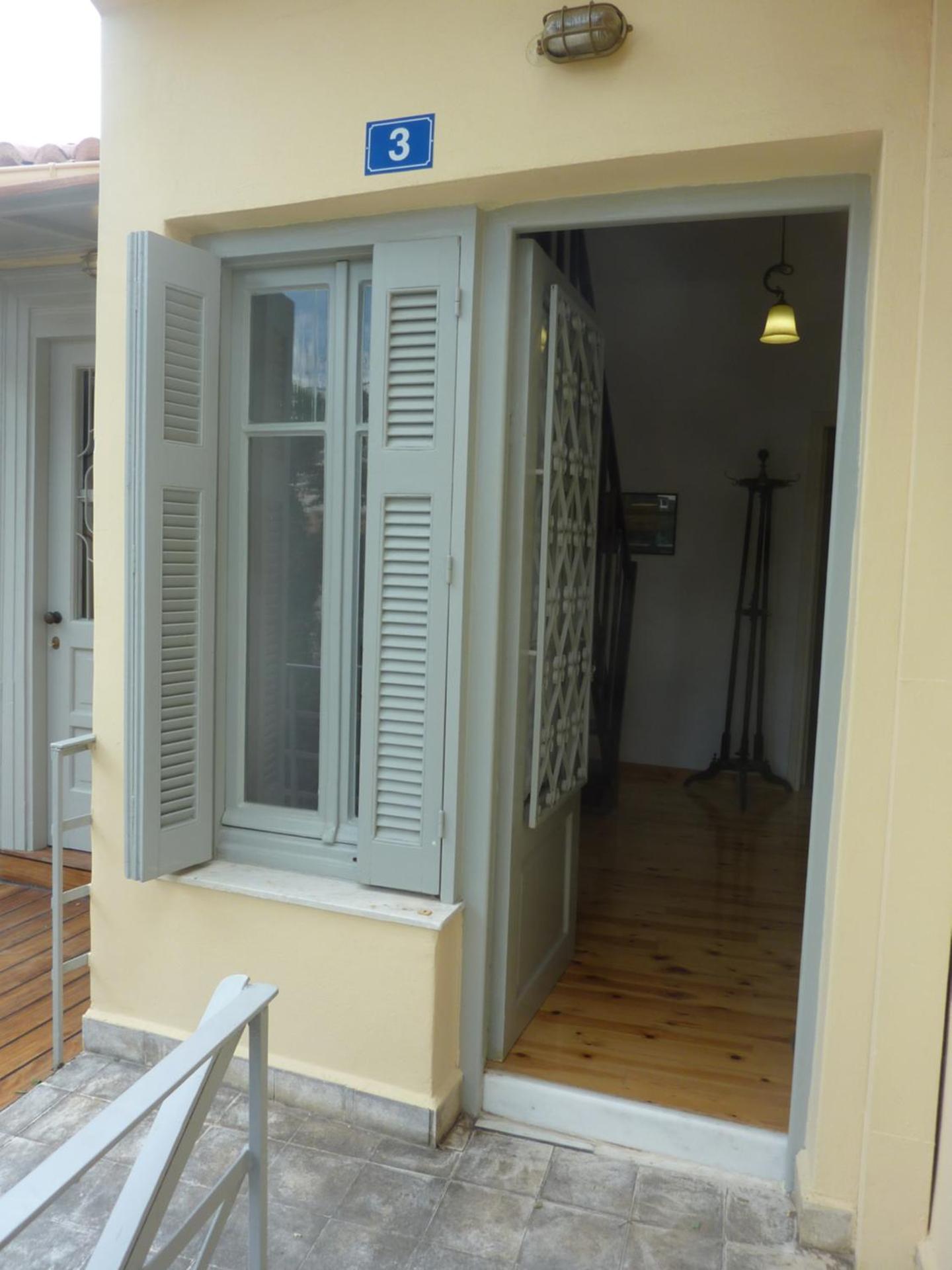 A Painter's House in Plaka - Photo 35