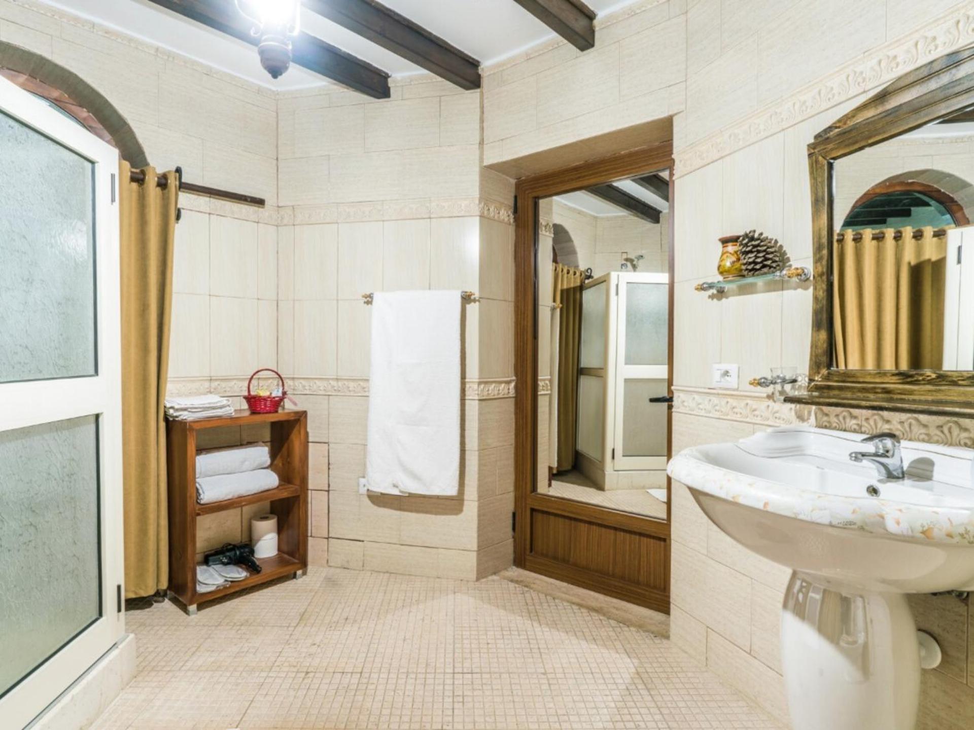 Hotel Castle Park - Photo 9