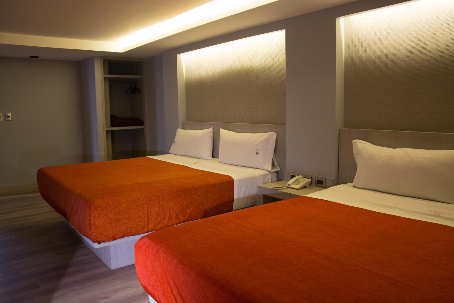 Hotel El Senador - Photo 35