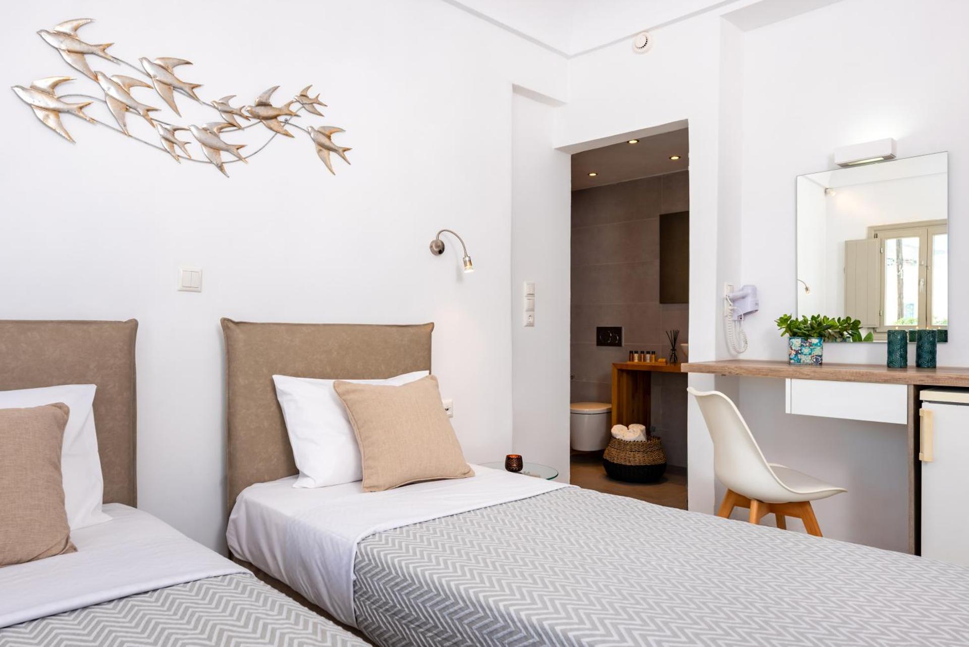 Kalisperis Hotel - Photo 6