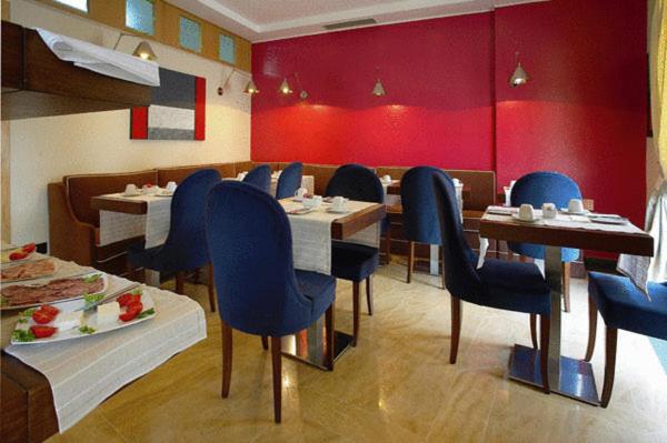 Hotel Messenion - Photo 9