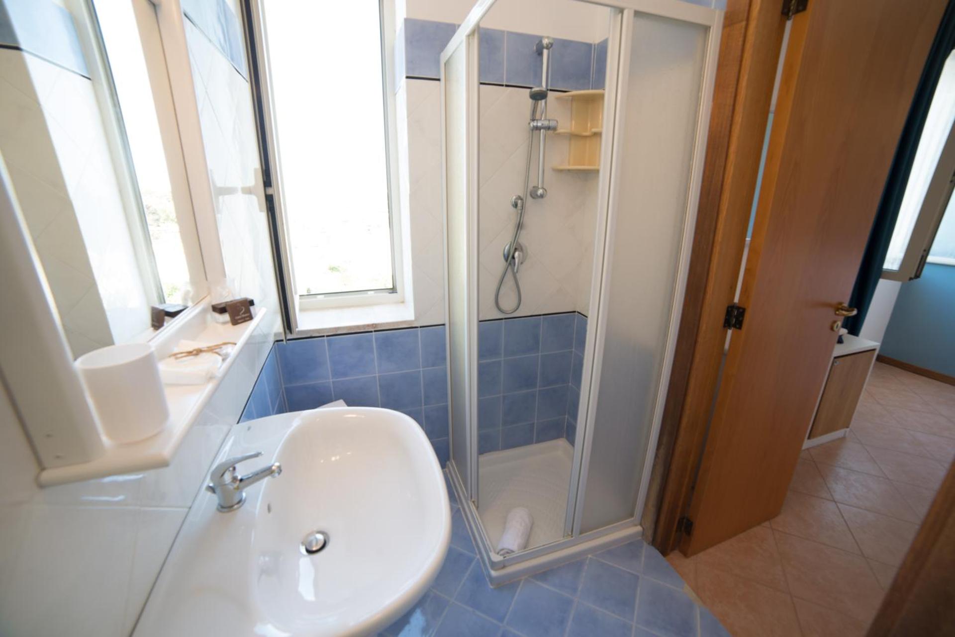 Perla Hotel - Photo 2