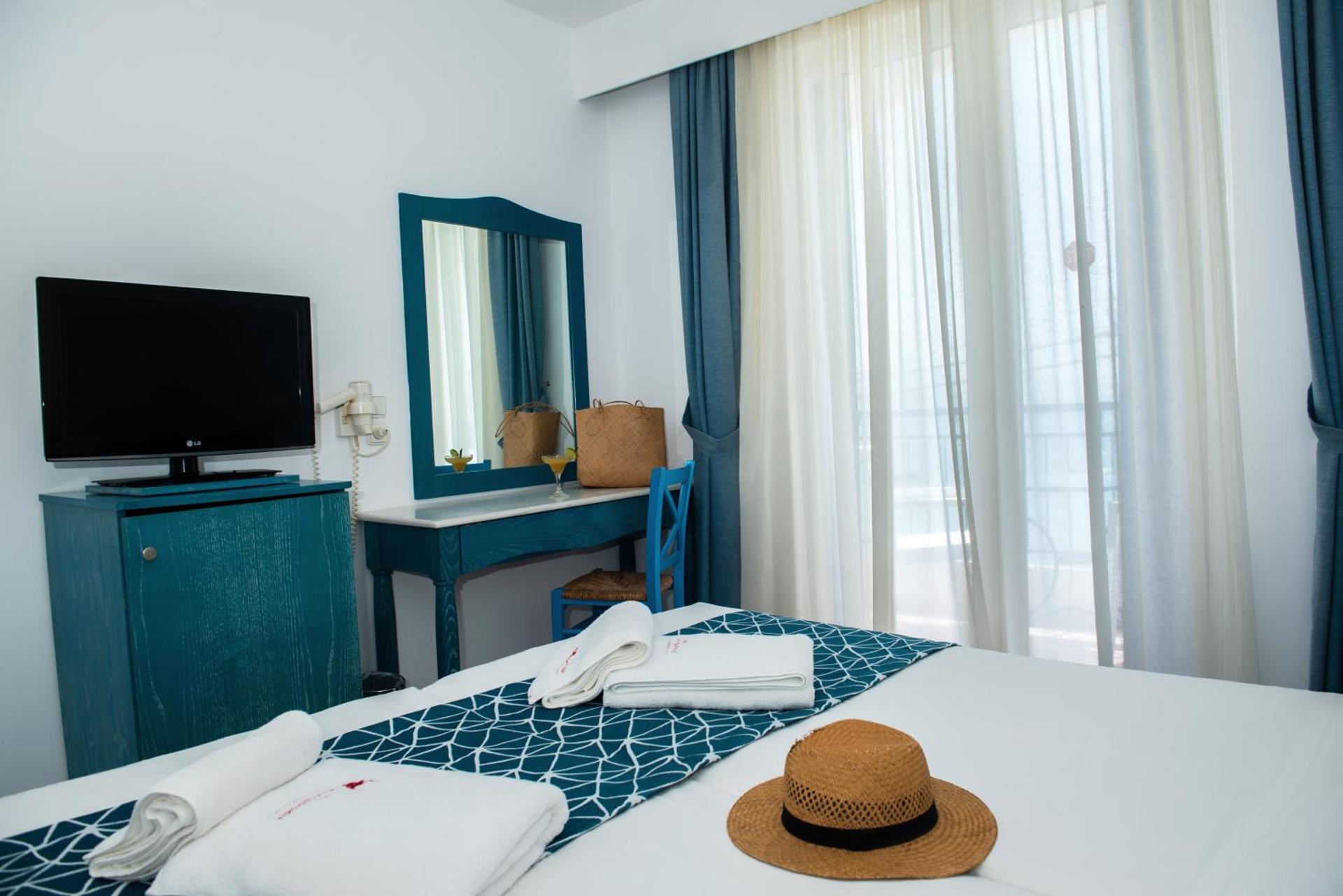 Knossos Hotel - Photo 19