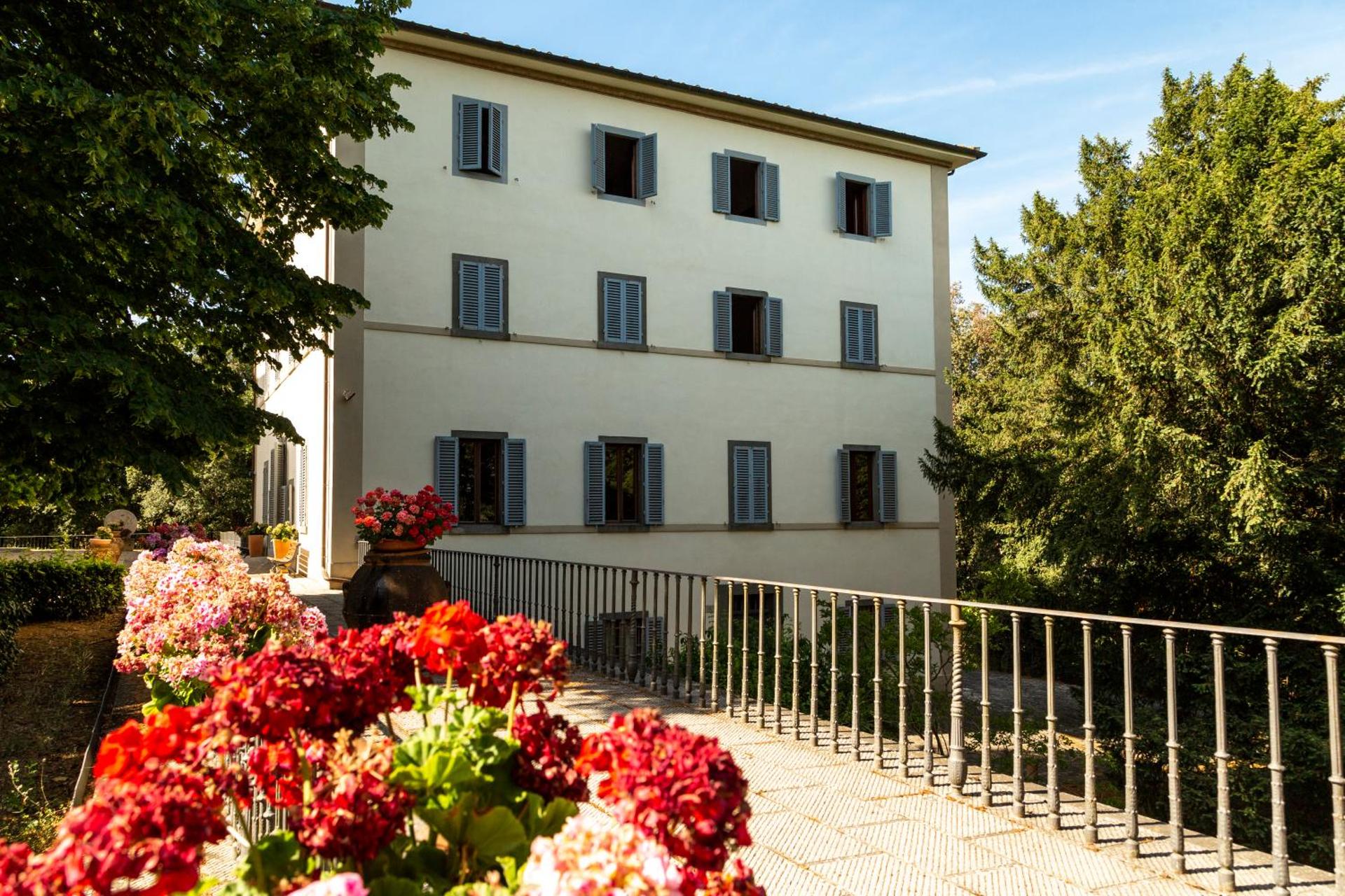 Villa Montarioso - Photo 32