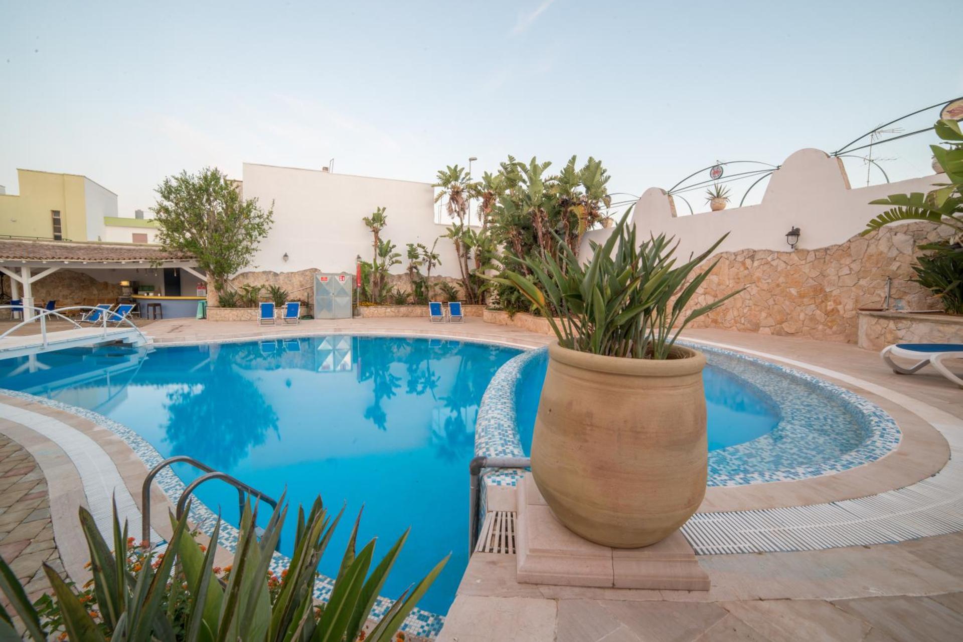 Perla Hotel - Photo 82