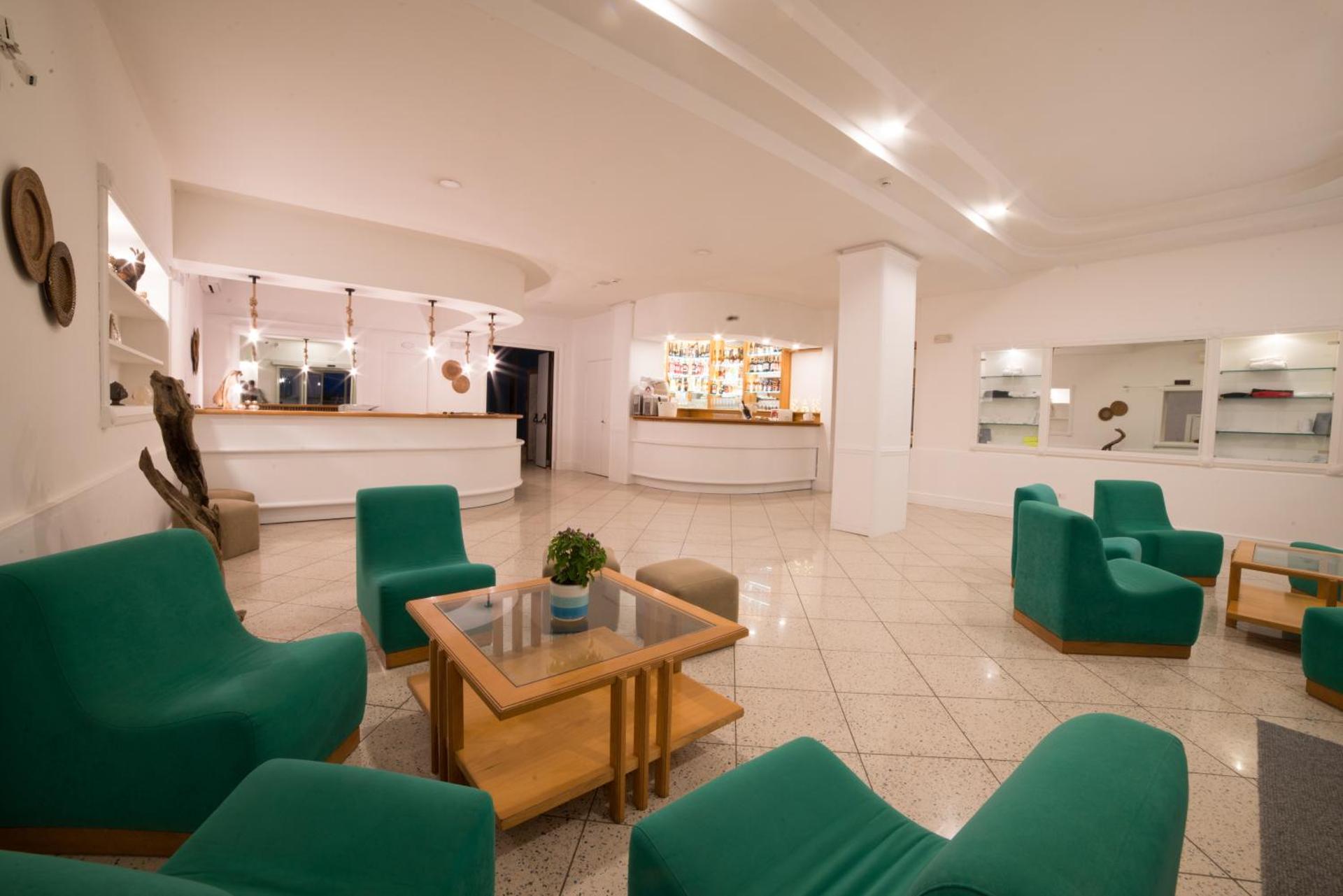 Perla Hotel - Photo 38