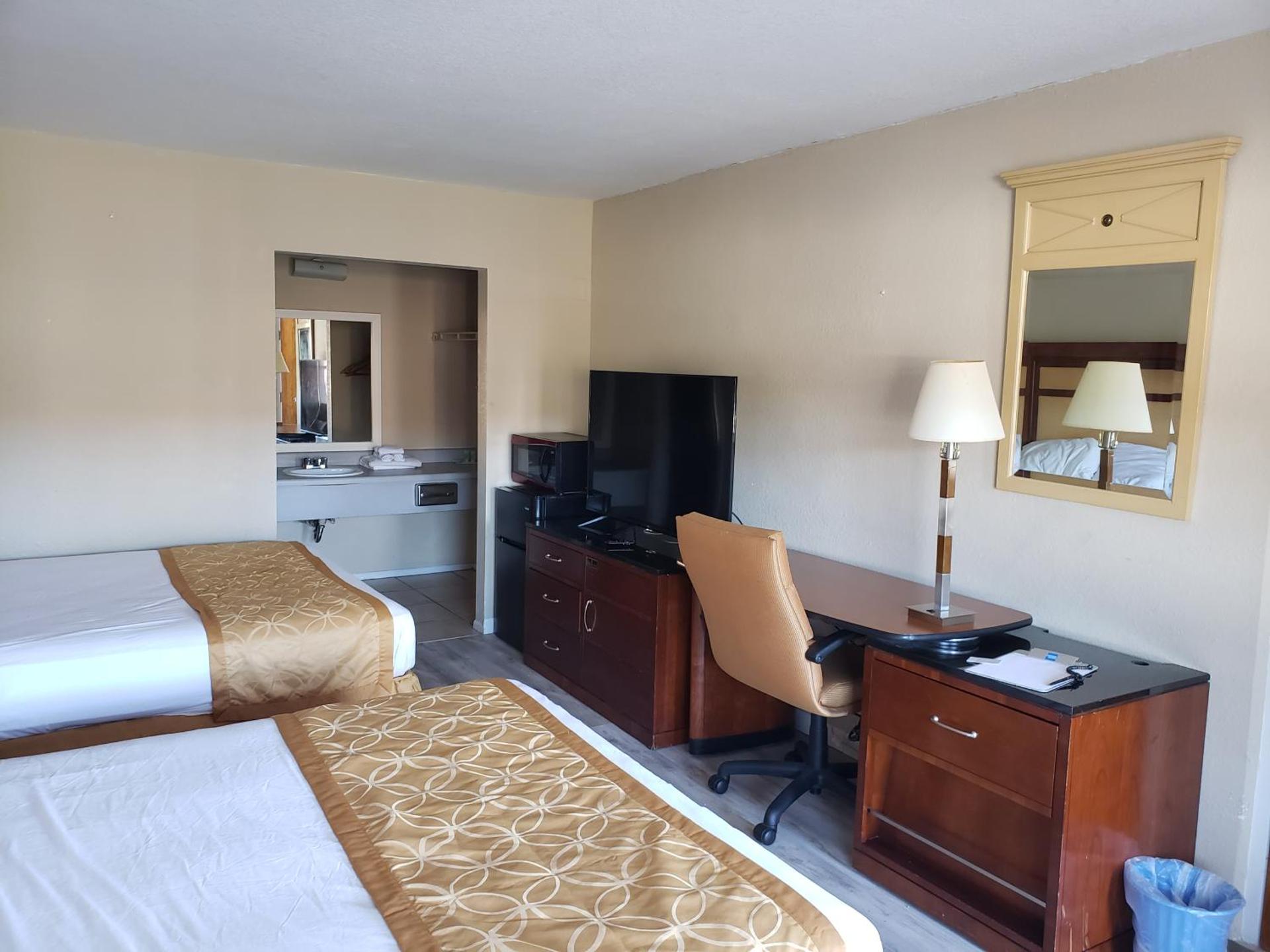 Knights Inn Kissimmee - Photo 48