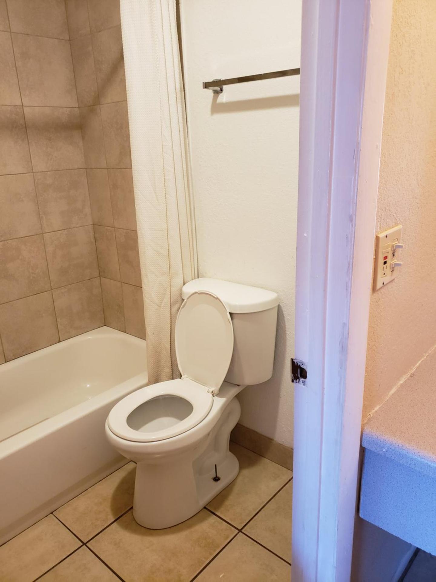 Knights Inn Kissimmee - Photo 49