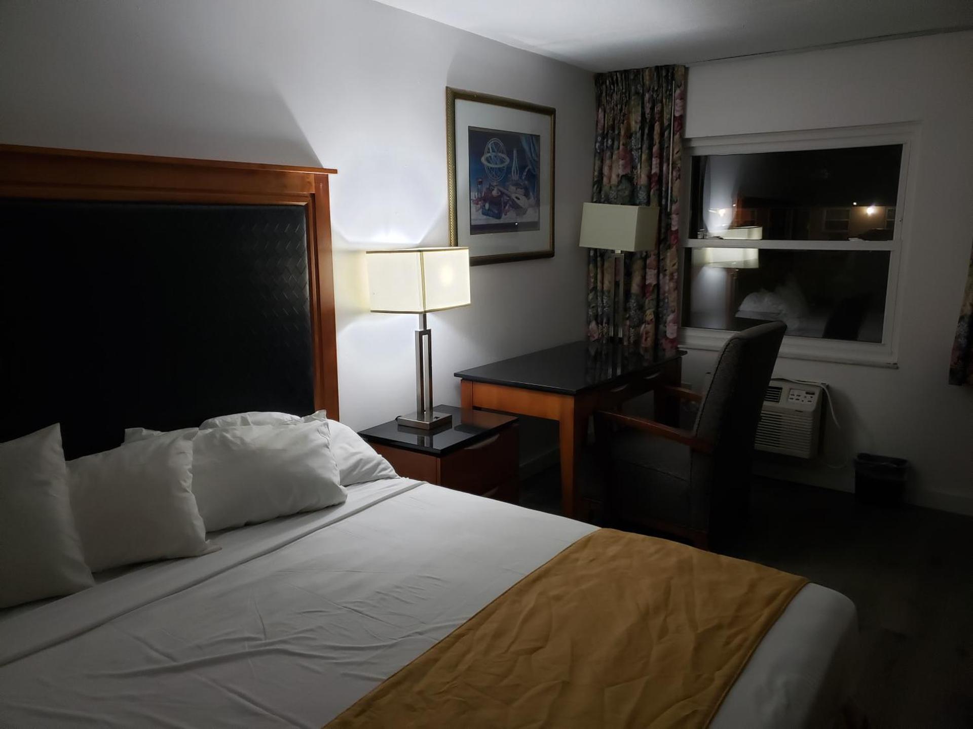 Knights Inn Kissimmee - Photo 13