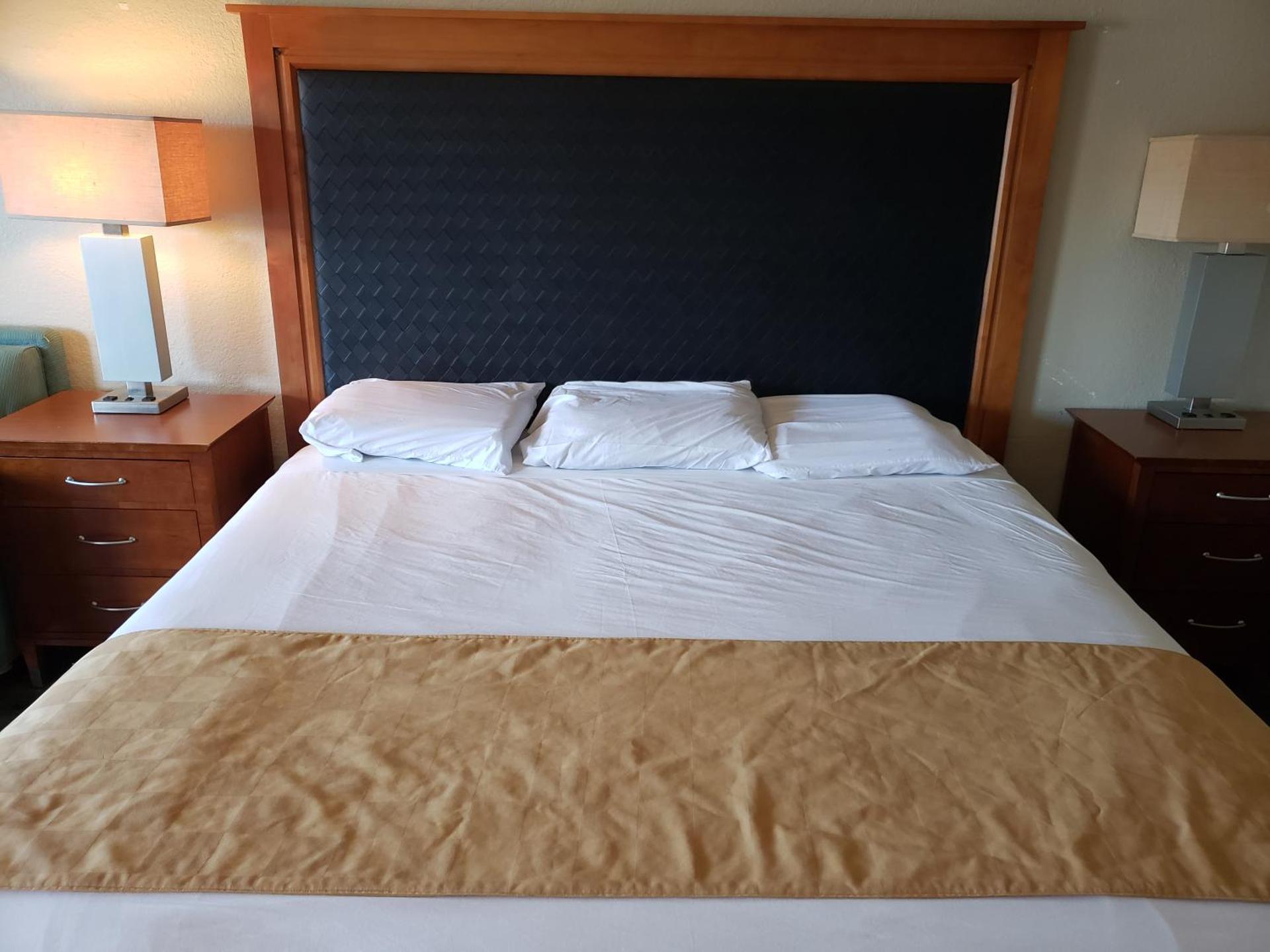 Knights Inn Kissimmee - Photo 17