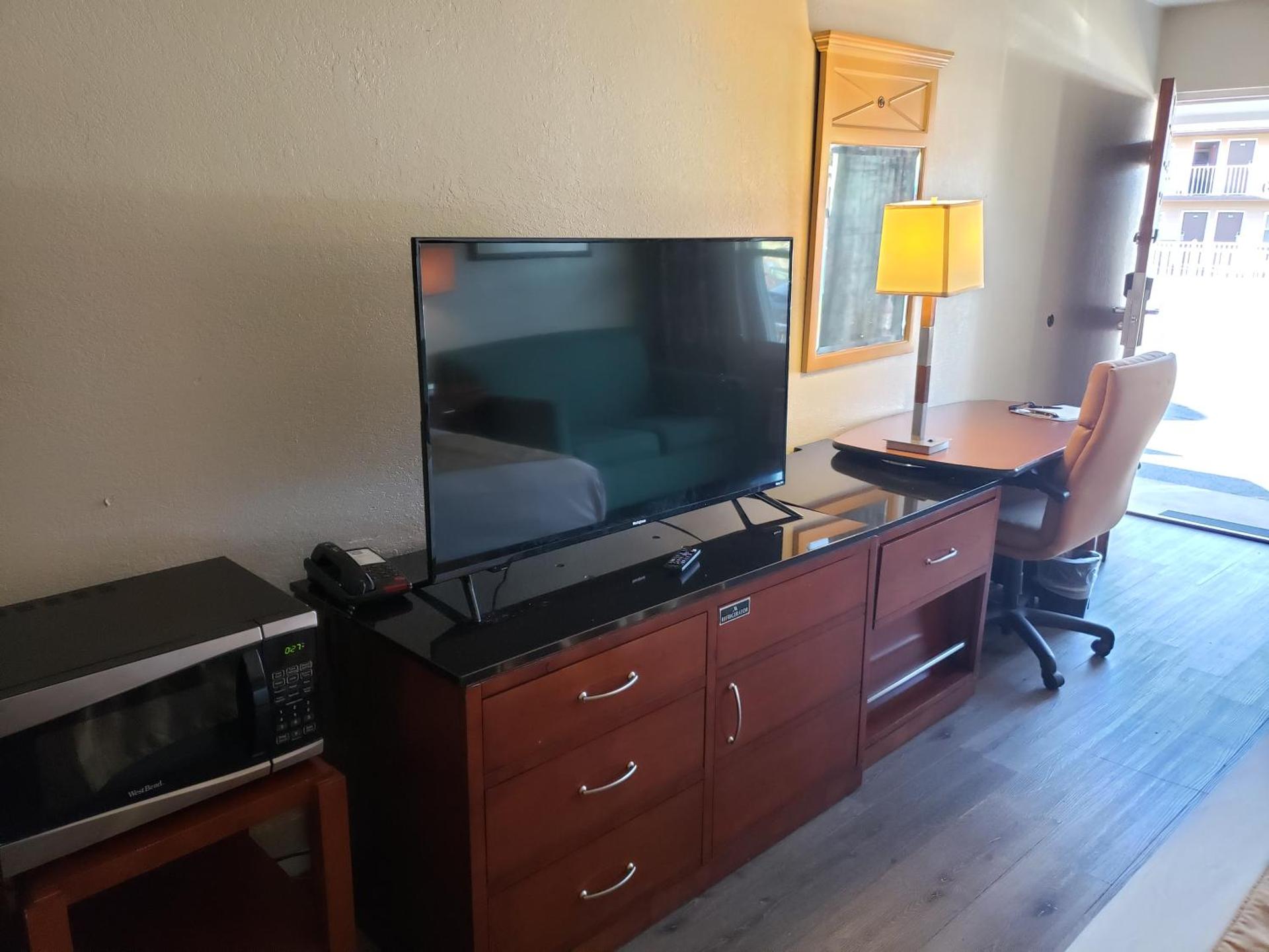 Knights Inn Kissimmee - Photo 20