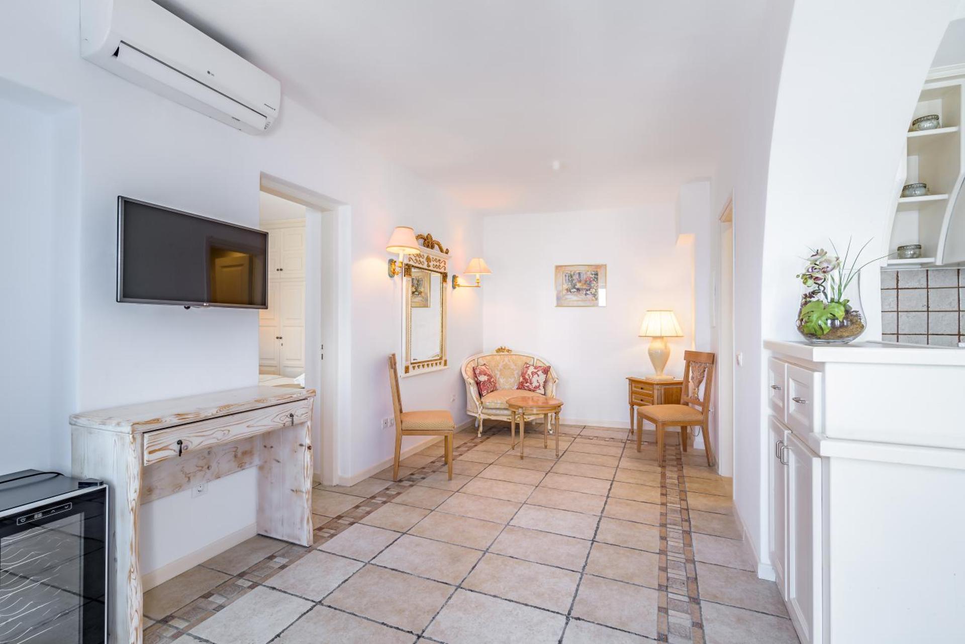 Golden Grey Goose - Photo 64